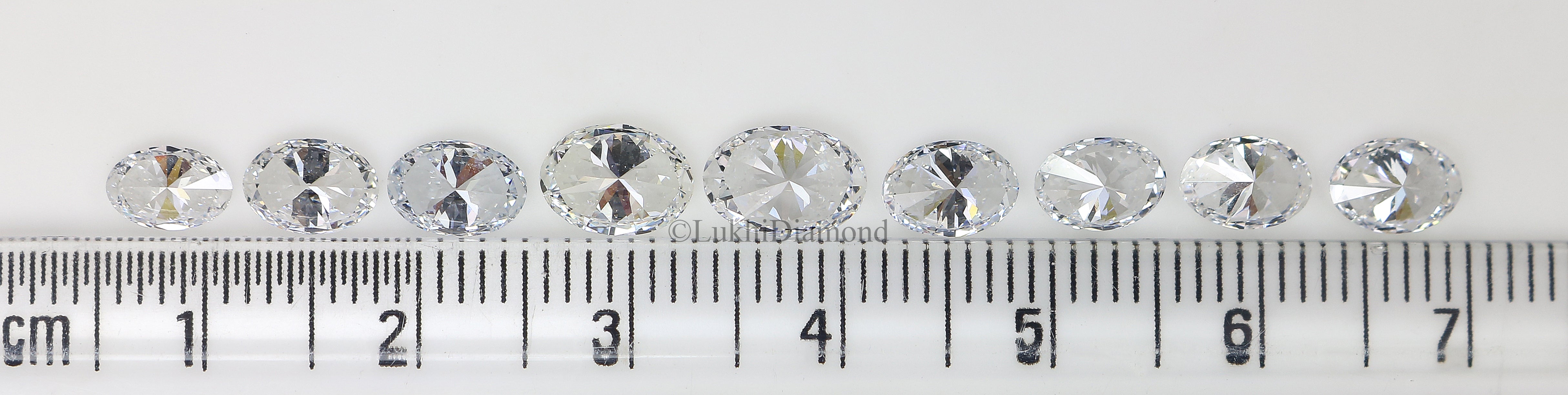 Oval Cut Diamond E/D Color VS Clarity Lab Grown Diamond Lab Created Loose Diamond Oval Shape 4X3/5X3/5.5X3.5/6X4 MM Lab CVD Diamond Q162