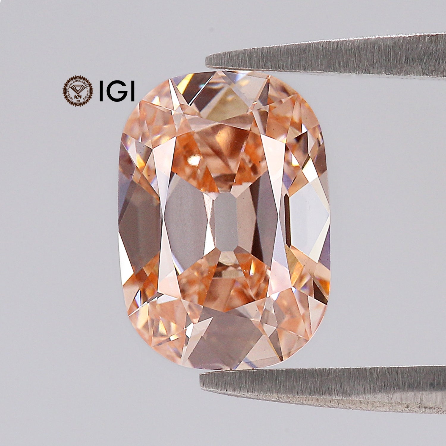 2.13 CT IGI Certified Cushion Old European Cut Diamond Fancy Intense Pink Color VS2 Clarity Lab Grown Diamond Lab Created Lab Diamond L3668
