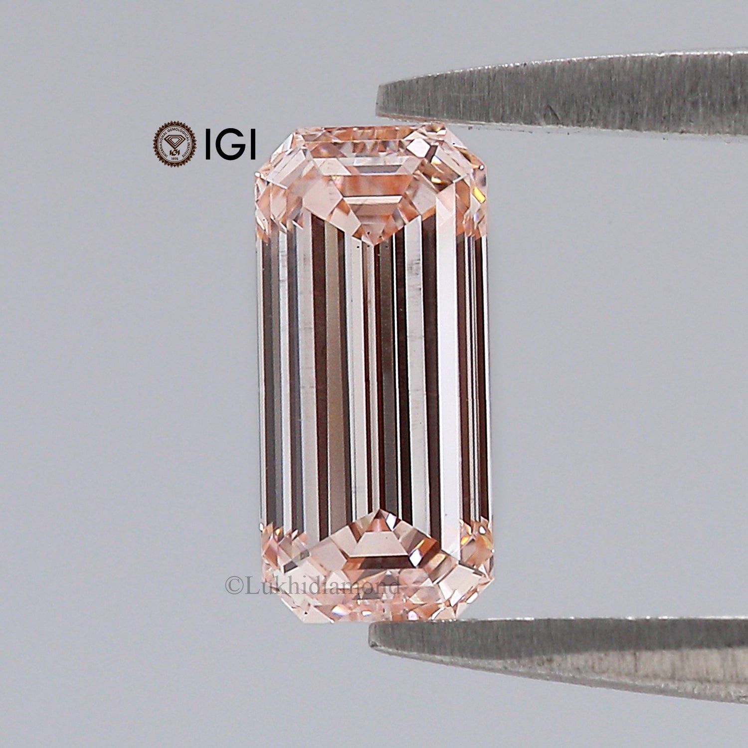 0.84 CT IGI Certified Emerald Cut Fancy Pink Color Diamond VS2 Clarity Diamond Lab Grown Diamond Lab Created Emerald CVD Diamond L3494