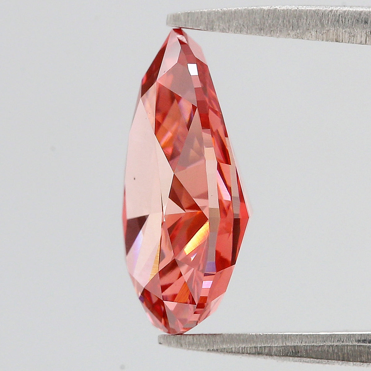 4.03 CT IGI Certified Pear Modified Brilliant Cut Diamond Fancy Vivid Pink Color VS1 Clarity Lab Grown Diamond Lab Created Diamond L3697