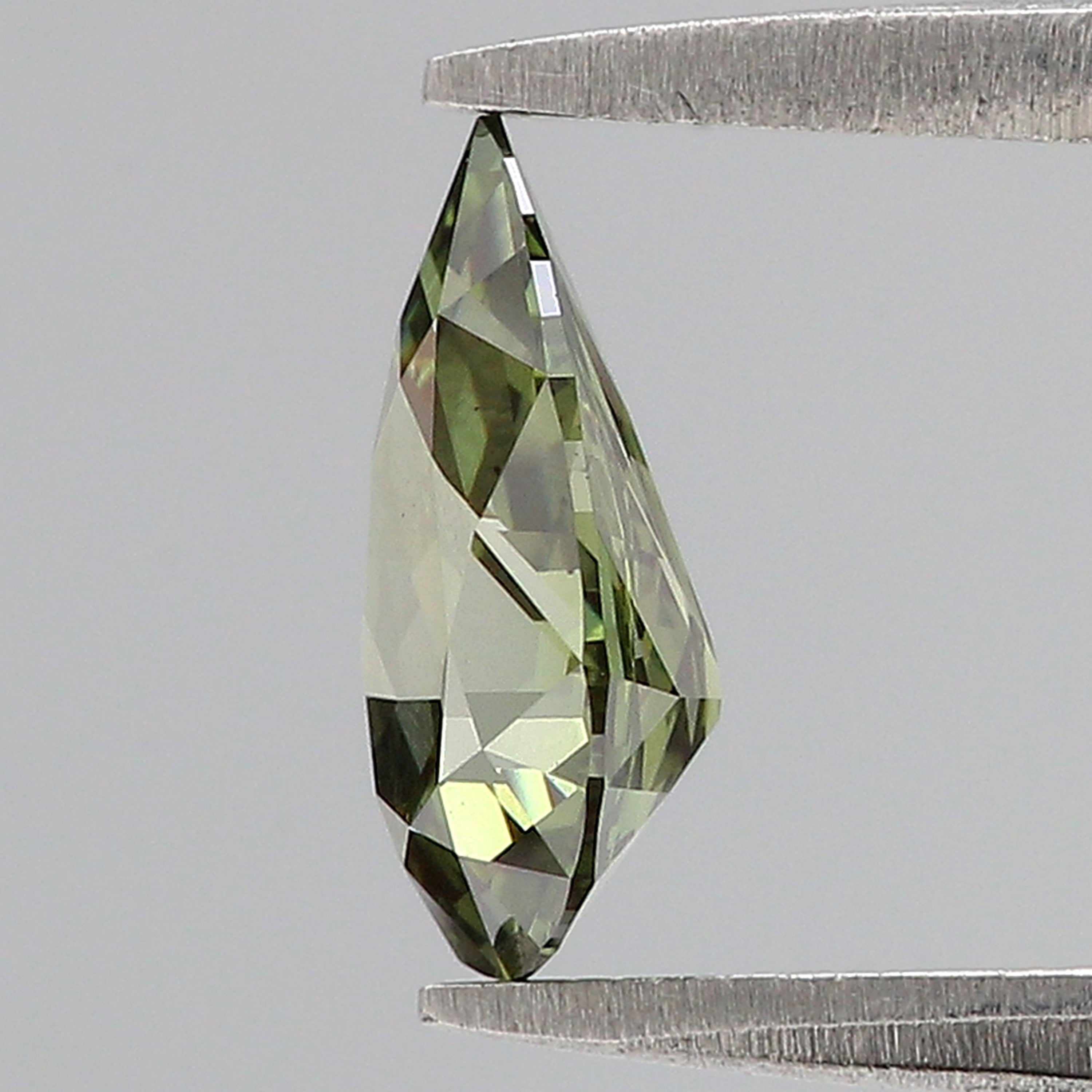 1.10 CT IGI Certified Pear Old European Cut Diamond Fancy Vivid Green Color VS2 Clarity Lab Grown Diamond Lab Created Lab Diamond L3675
