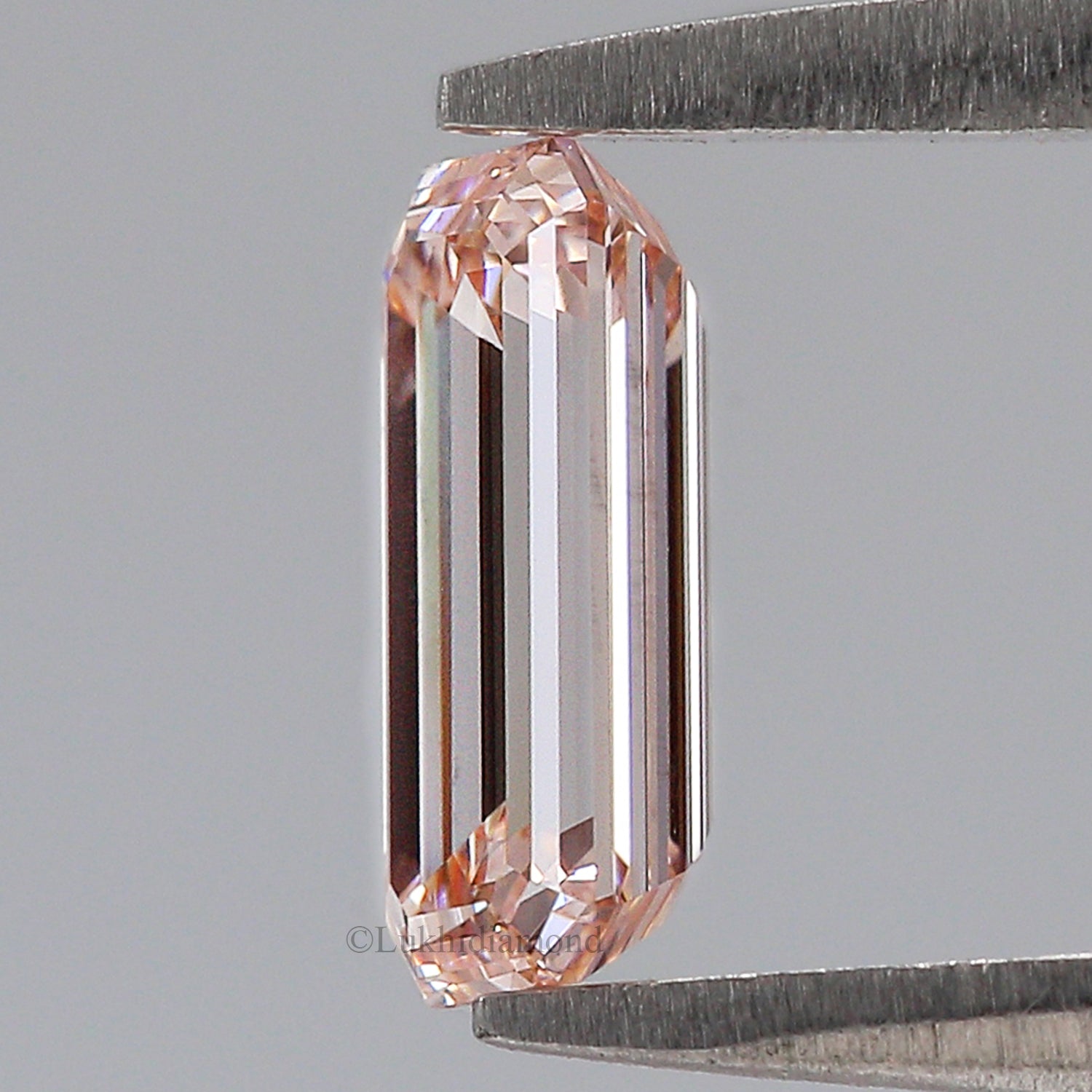 0.84 CT IGI Certified Emerald Cut Fancy Pink Color Diamond VS2 Clarity Diamond Lab Grown Diamond Lab Created Emerald CVD Diamond L3494