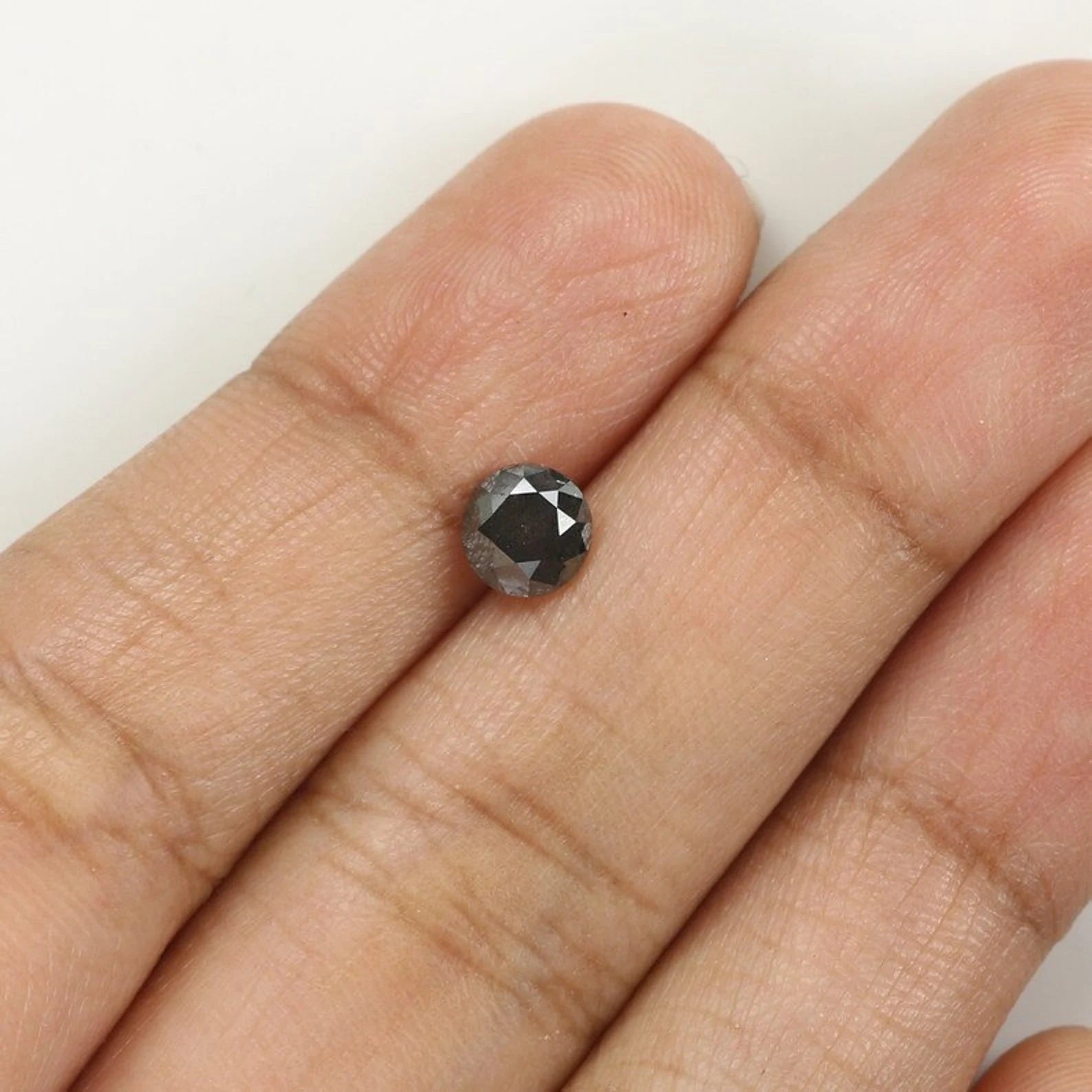 0.85 Ct Natural Loose Round Shape Diamond Salt And Pepper Round Diamond 5.50 MM Natural Black Grey Color Round Brilliant Cut Diamond NQ9353