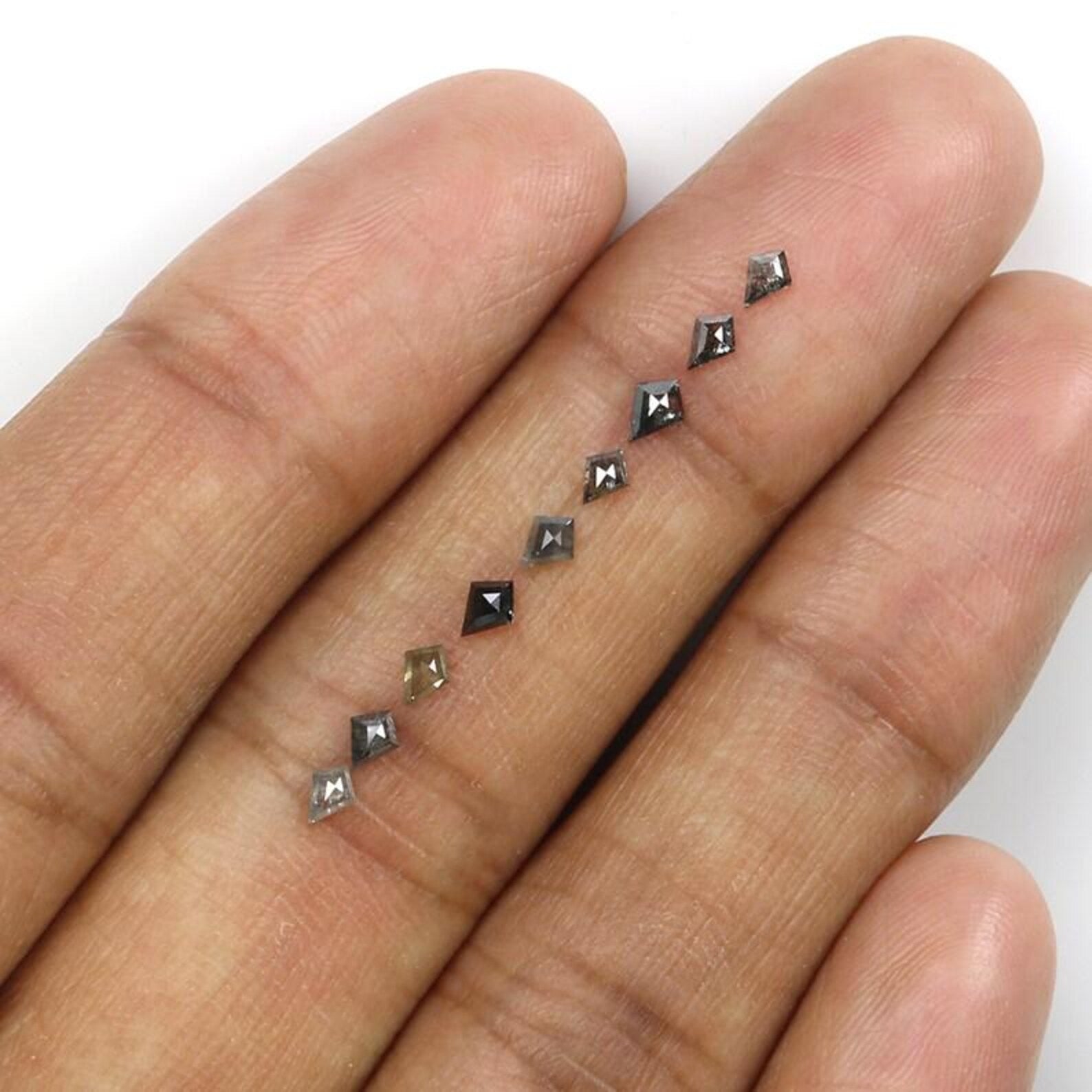 0.49 CT Natural Loose Kite Shape Diamond Salt And Pepper Kite Diamond 3.20 MM Natural Loose Black Gray Color Kite Rose Cut Diamond NQ2340