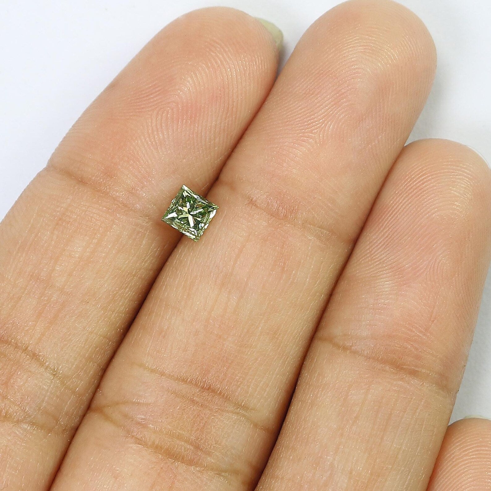 0.44 CT Natural Loose Princess Shape Diamond Green Color Princess Cut Diamond 3.85 MM Natural Diamond Princess Brilliant Cut Diamond QN1158