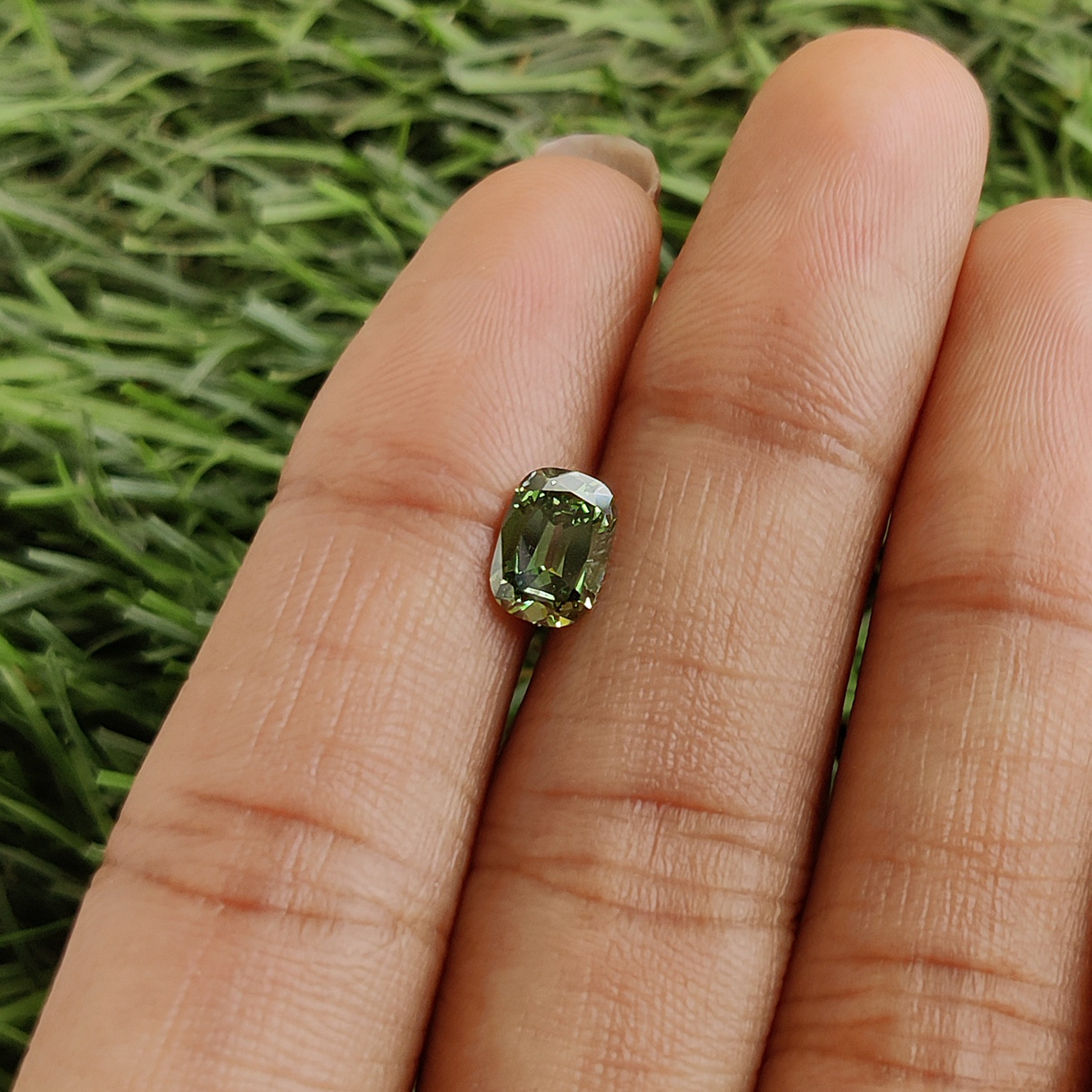 1.02 CT IGI Certified Cushion Old European Cut Diamond Fancy Vivid Green Color VS1 Clarity Lab Grown Diamond Lab Created Lab Diamond L3674