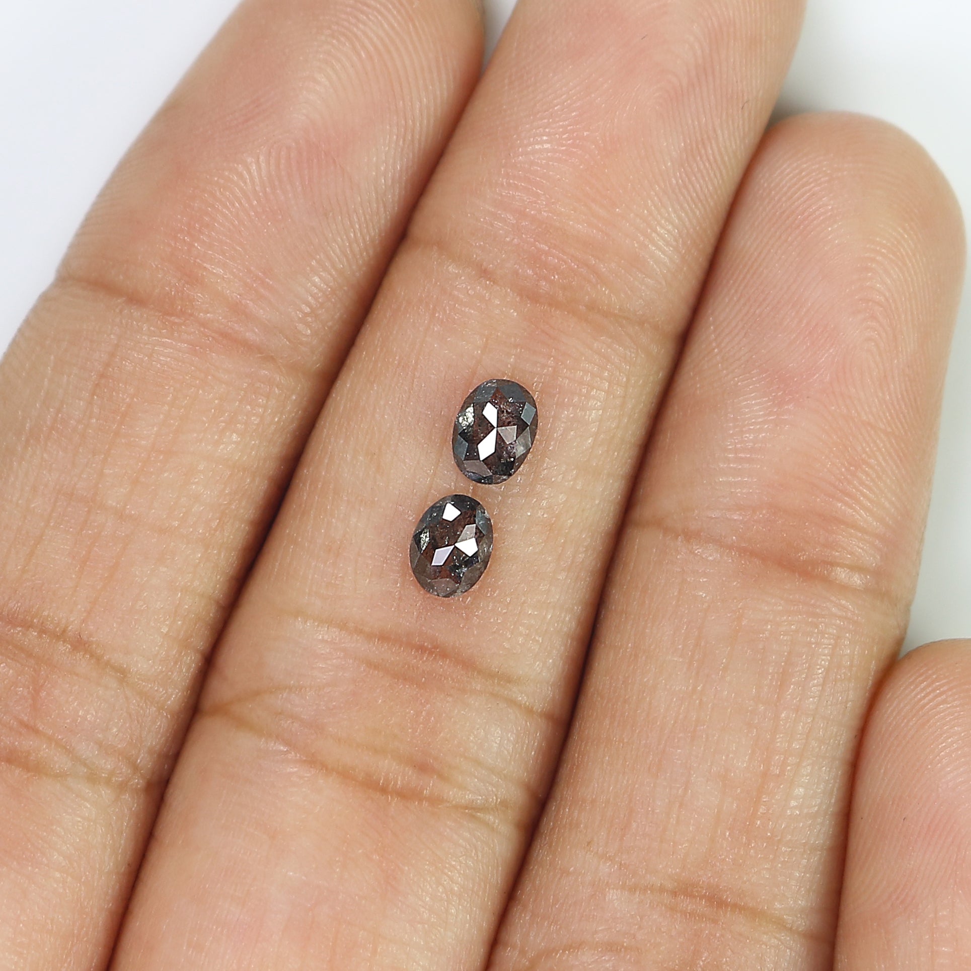 0.60 CT Natural Loose Oval Pair Diamond Black Grey Color Oval Cut Diamond 4.75 MM Salt And Pepper Oval Diamond Oval Cut Pair Diamond LQ2558