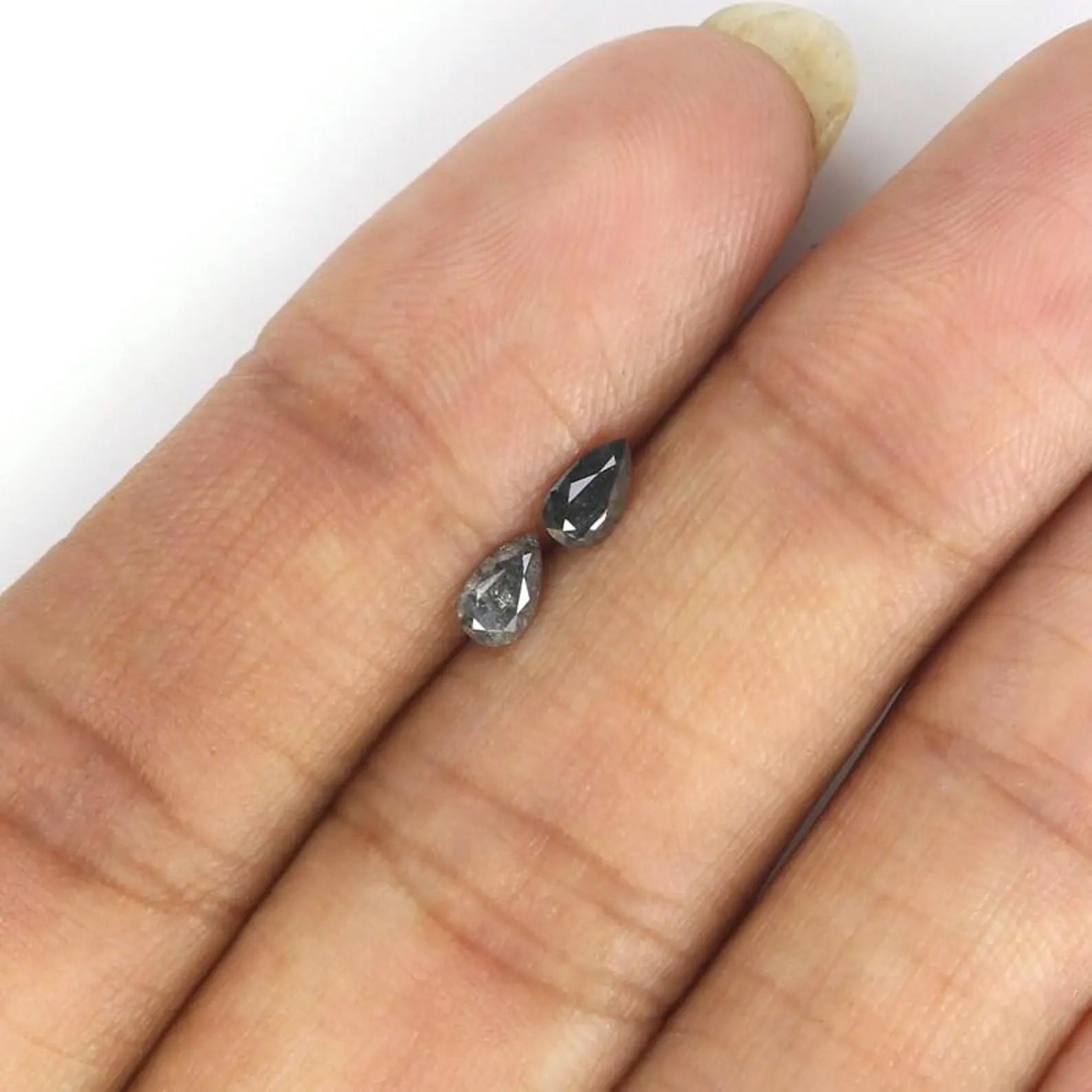 0.43 CT Natural Loose Pear Cut Pair Diamond Salt And Pepper Pear Diamond 5.05 MM Natural Black Grey Color Pear Brilliant Cut Diamond NQ2296