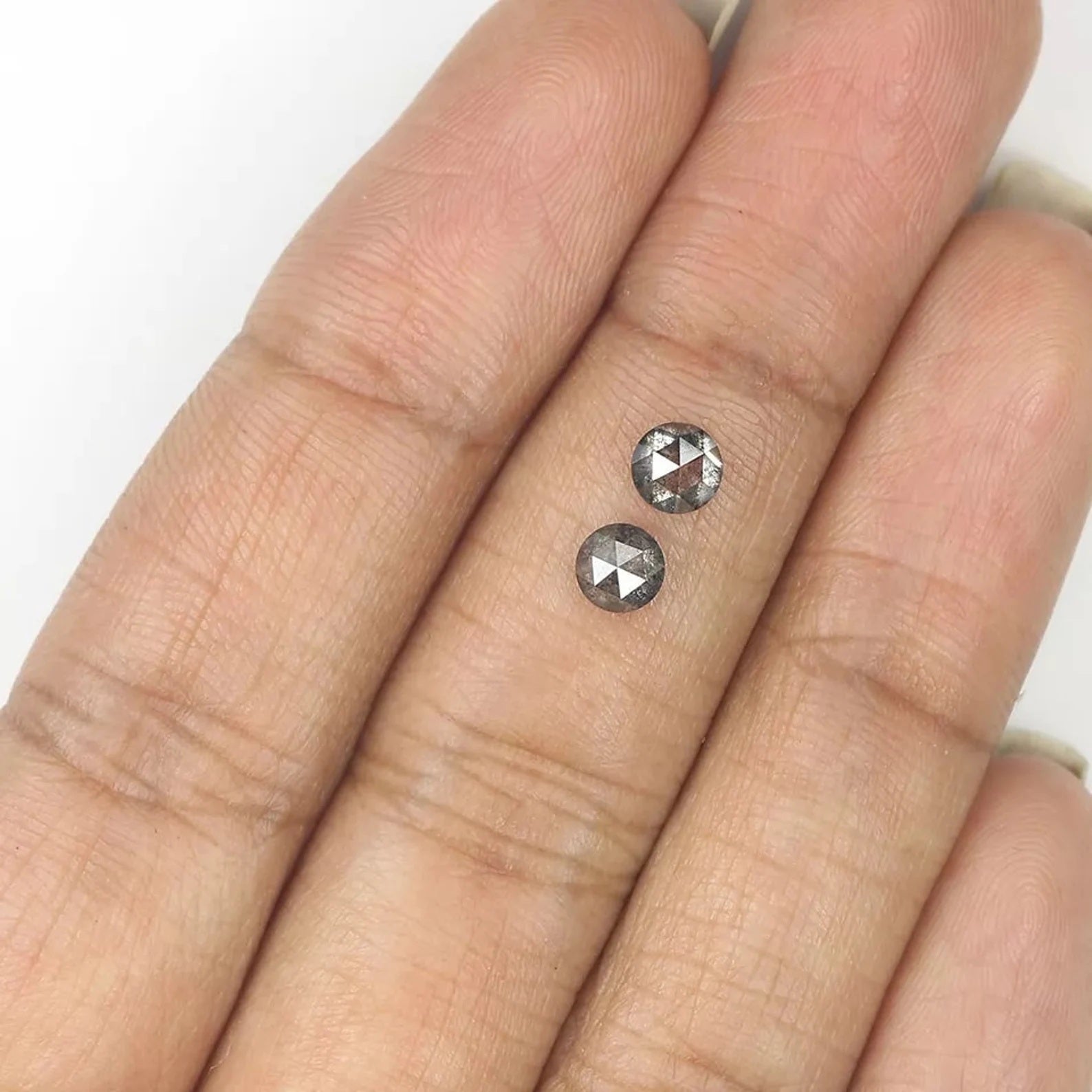 0.78 Ct Natural Loose Round Shape Pair Diamond Salt And Pepper Round Diamond 4.20 MM Natural Black Grey Color Round Rose Cut Diamond QN1791