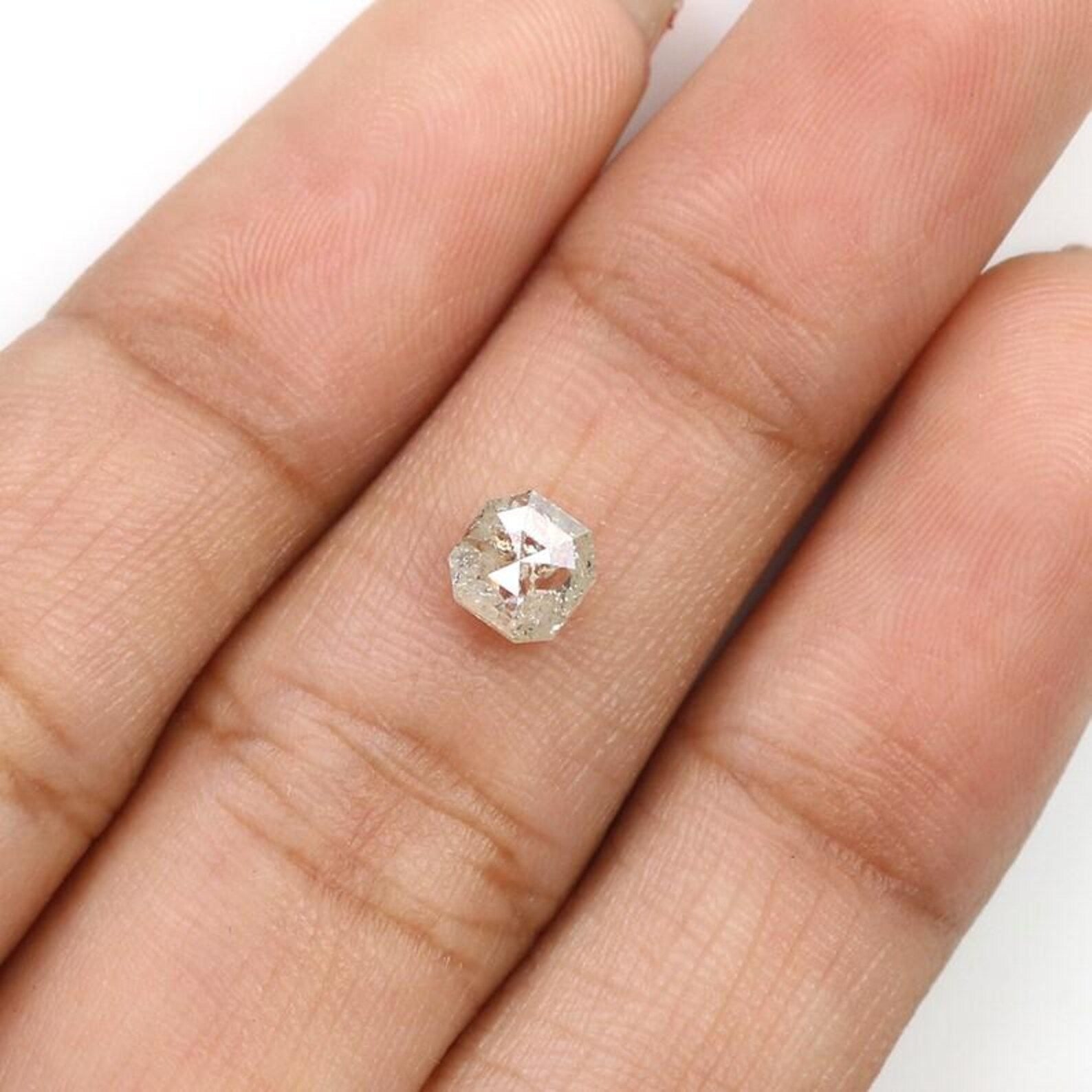 0.65 CT Natural Loose Radiant Shape Diamond J Color Radiant Diamond 4.90 MM Natural Loose Yellow Grey Color Radiant Rose Cut Diamond NQ6506