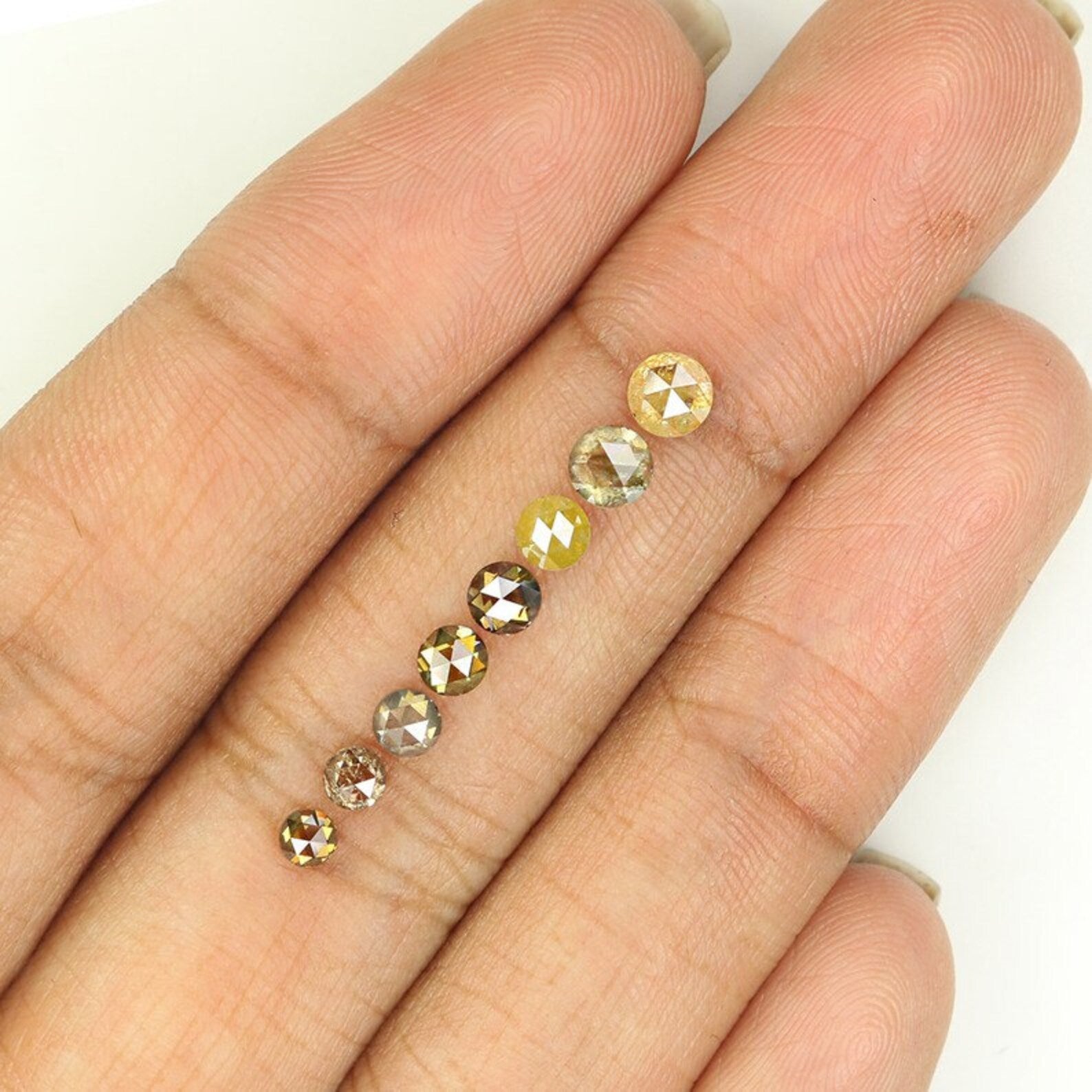 1.55 CT Natural Loose Round Cut Diamond Mix Color Round Diamond 2.60 MM Natural Loose Diamond Mix Color Diamond Rose Cut Diamond NQ1527