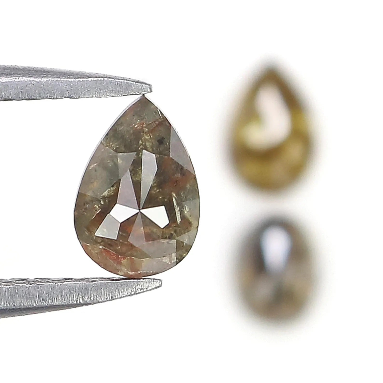 0.98 Ct Natural Loose Mix Shape Diamond Black Color Mix Shape Diamond 4.40 MM Natural Diamond Yellow Color Mix Shape Rose Cut Diamond NQ1047