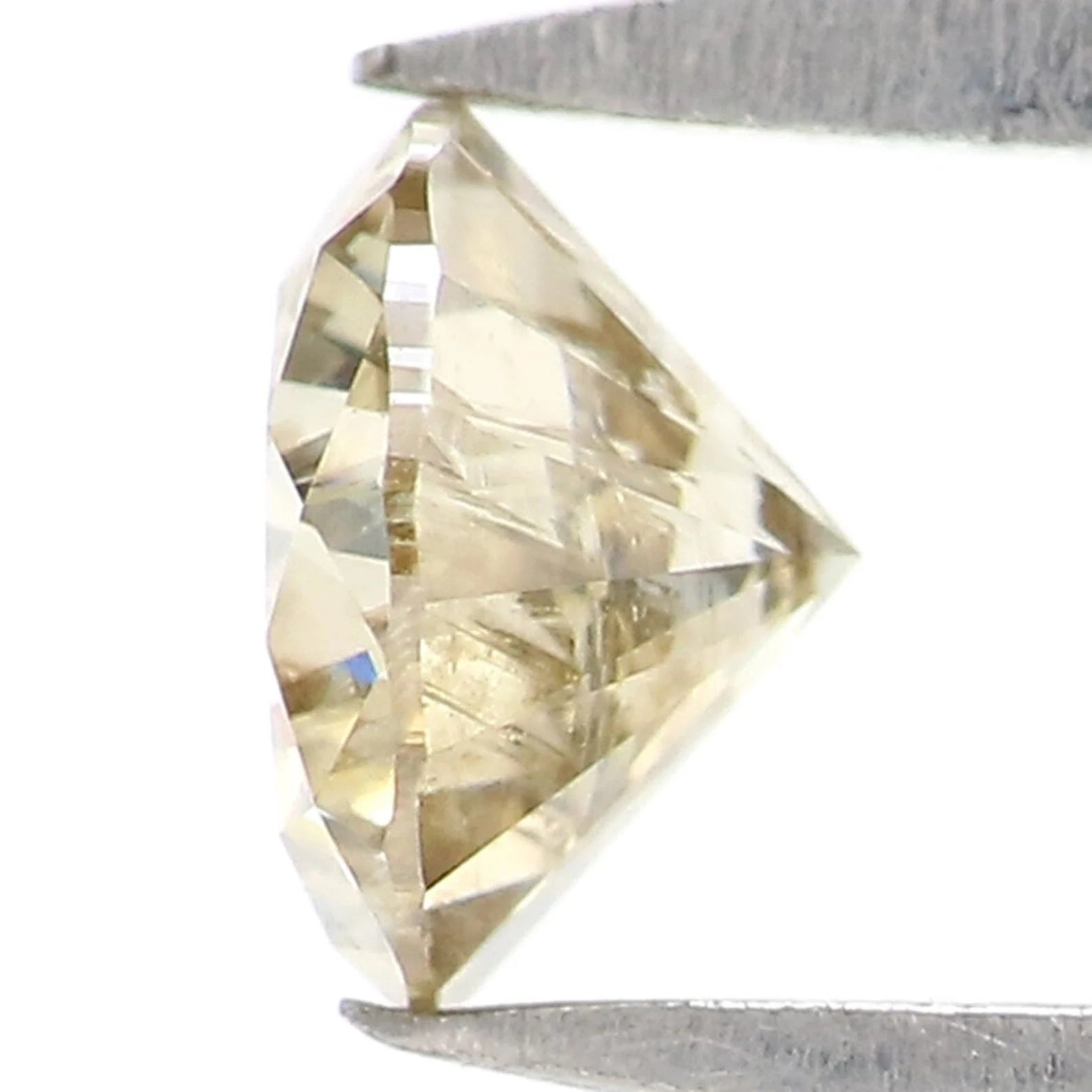 0.38 CT Natural Loose Round Shape Diamond Light Yellow Color Round Diamond 4.55 MM Natural Yellow Color Round Brilliant Cut Diamond QN2180