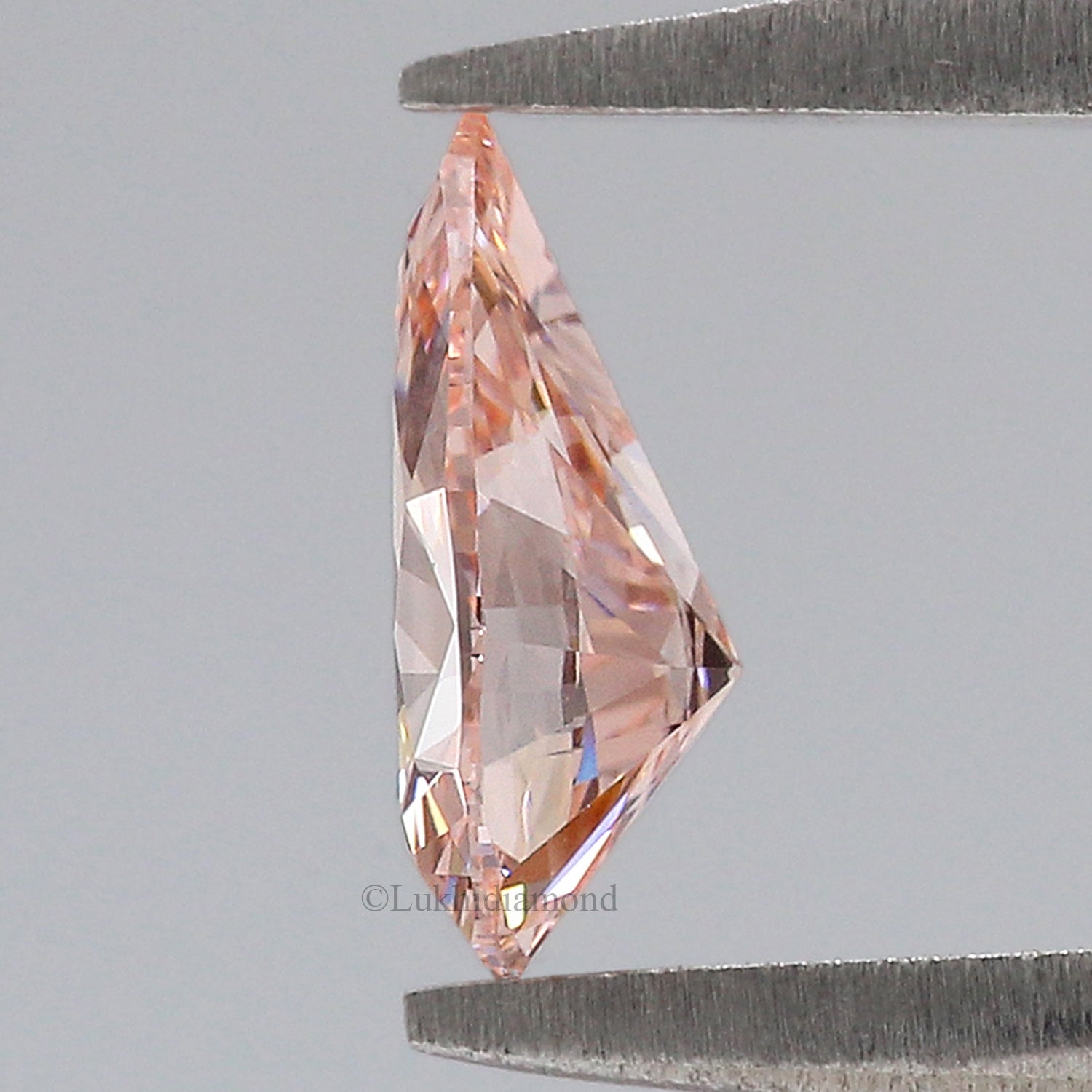 0.61 CT IGI Certified Pear Brilliant Cut Diamond Fancy Vivid Pink Color VS1 Clarity Lab Grown Diamond Lab Created Pear CVD Diamond L3493