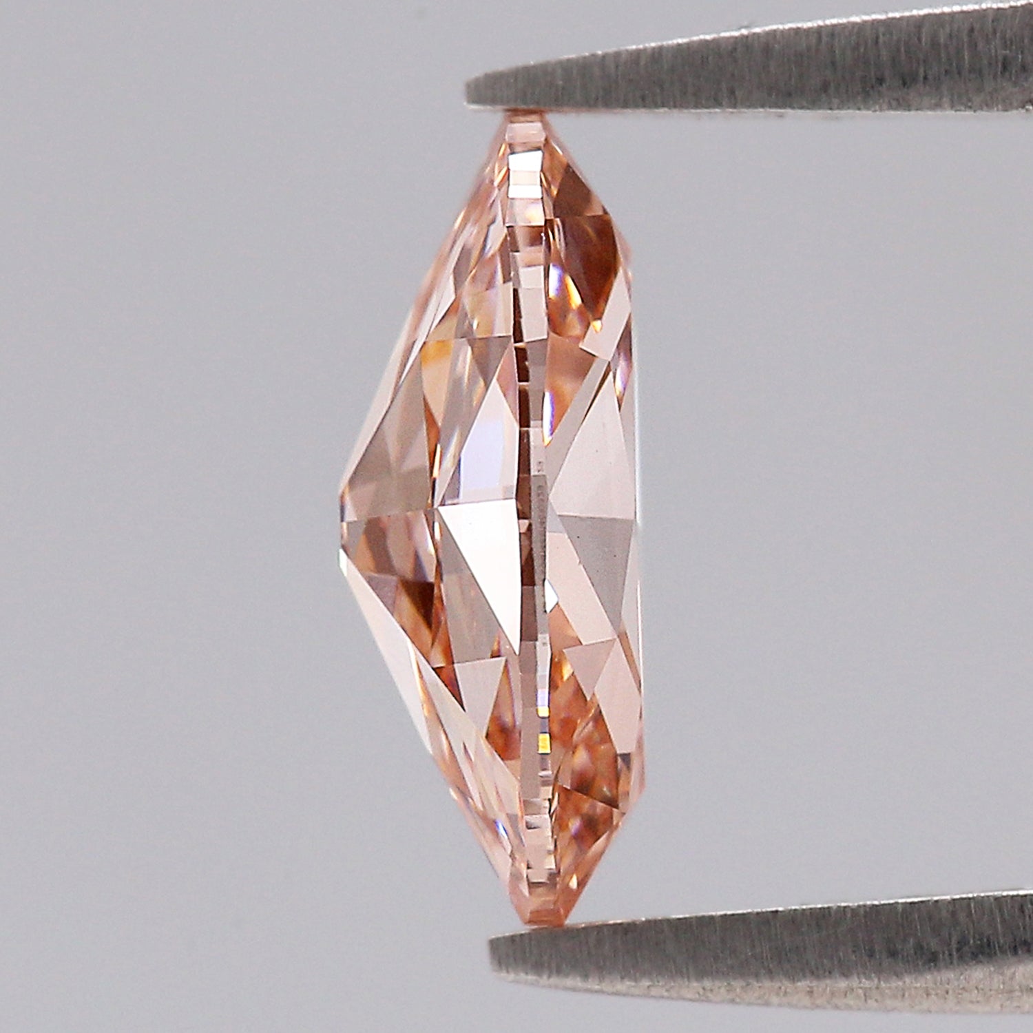 1.64 CT IGI Certified Oval Old European Cut Diamond Fancy Vivid Pink Color VS1 Clarity Diamond Lab Grown Diamond Lab Created Diamond L3670