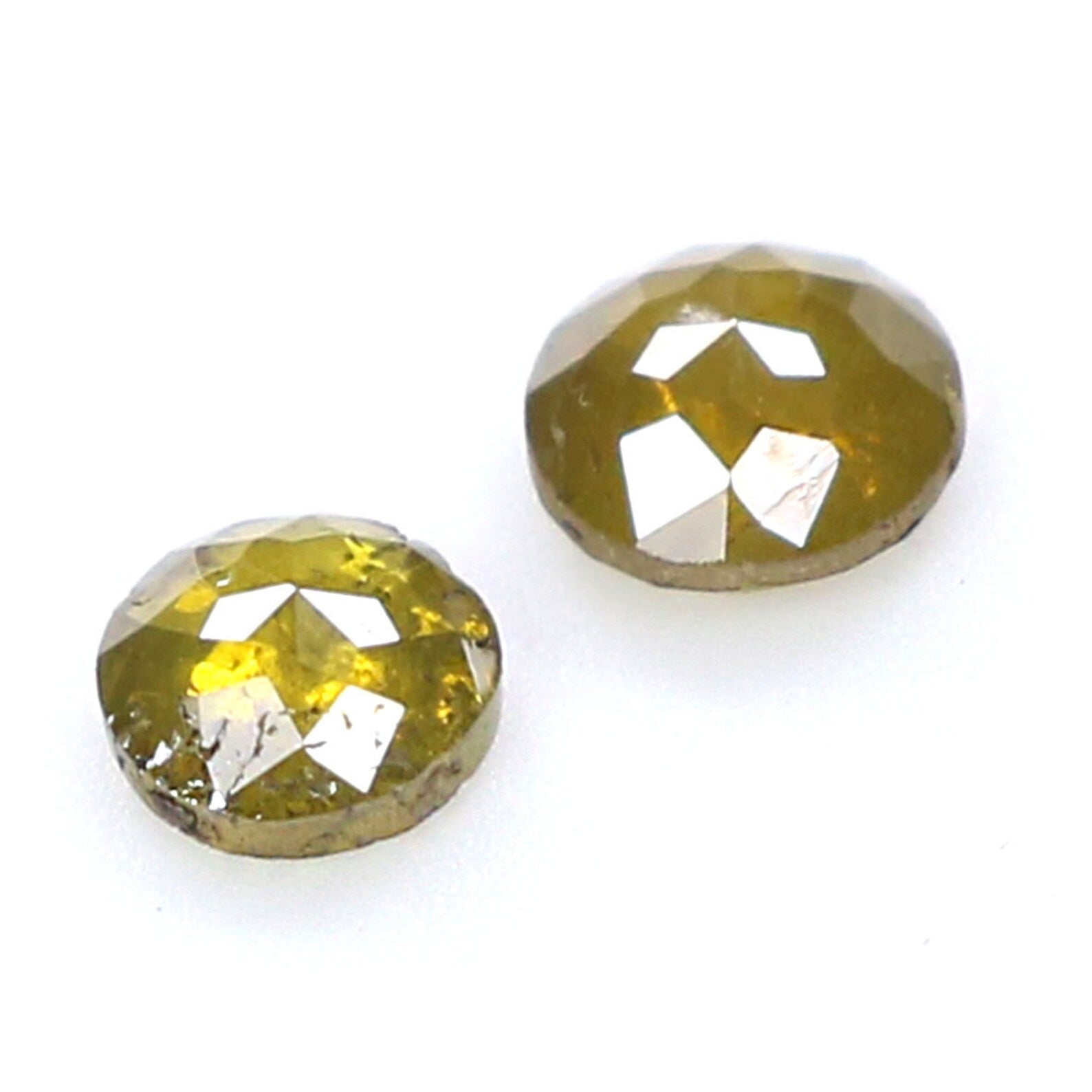 Natural Loose Rose Cut Diamond Yellow Green Color 0.22 CT 2.69 MM Round Rose Cut Shape Diamond N7537