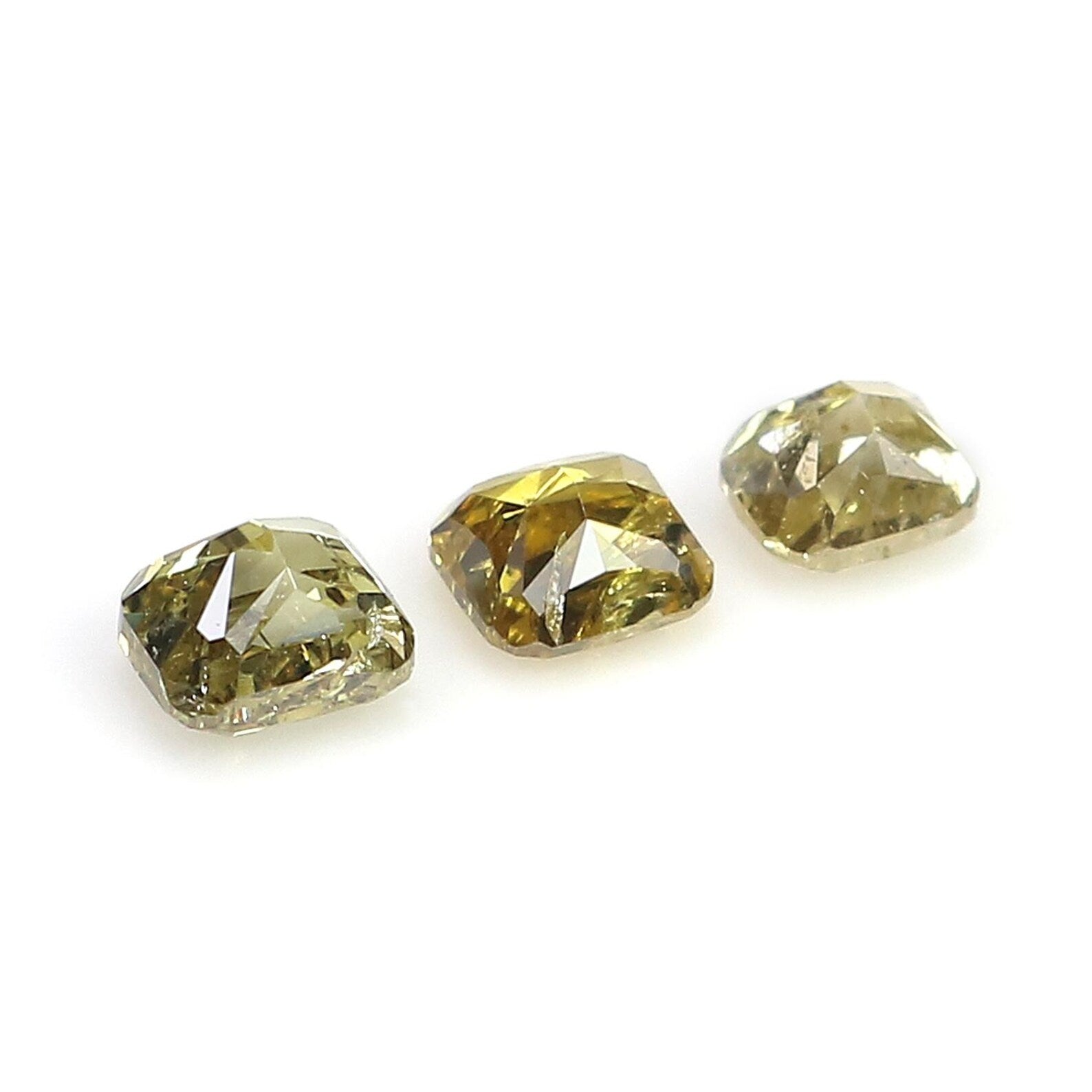 0.54 Ct Natural Loose Cushion Cut Diamond Yellow Color Cushion Cut Diamond 2.95 MM Natural Loose Green Cushion Brilliant Cut Diamond NQ1728