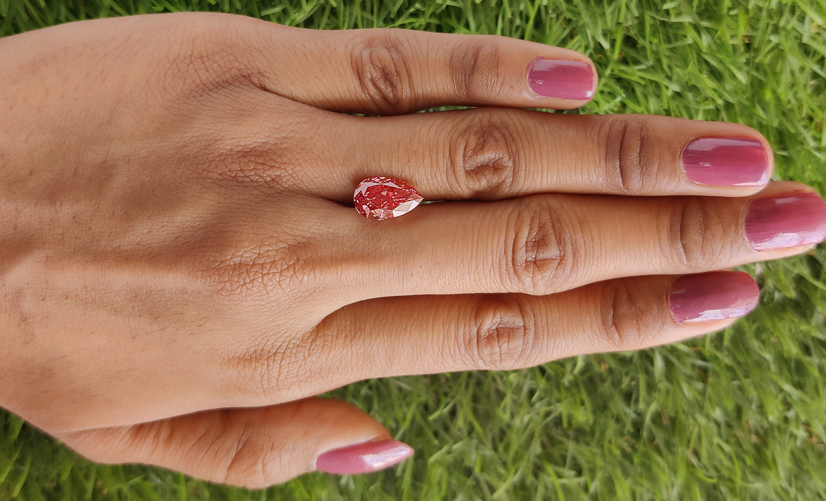 3.07 CT IGI Certified Pear Modified Brilliant Cut Diamond Fancy Vivid Pink Color VVS2 Clarity Lab Grown Diamond Lab Created Diamond L3689
