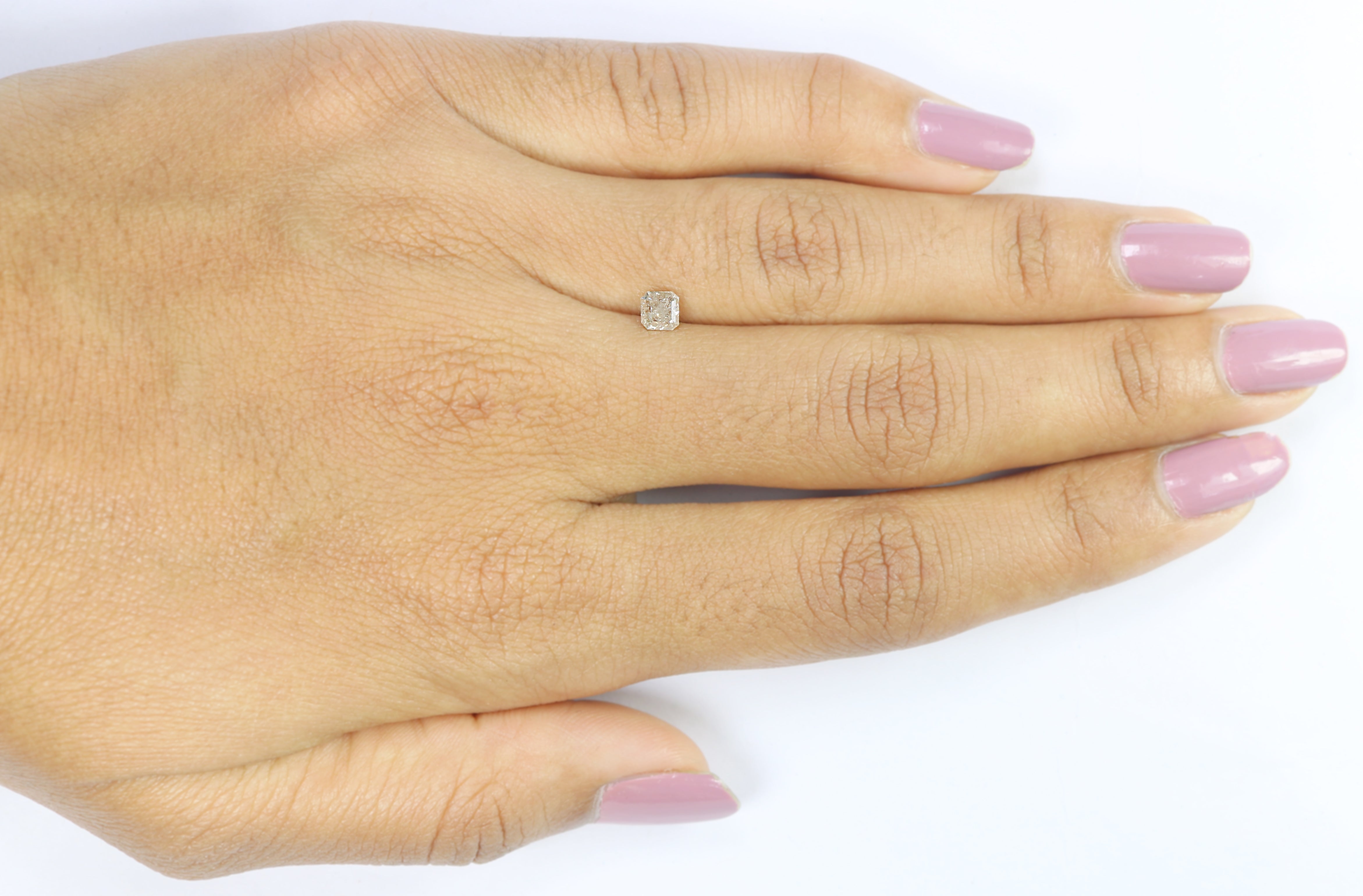 0.48 CT Natural Loose Radiant Shape Diamond Yellow Color Radiant Cut Diamond 4.00 MM Natural Grey Color Radiant Brilliant Cut Diamond LQ5963
