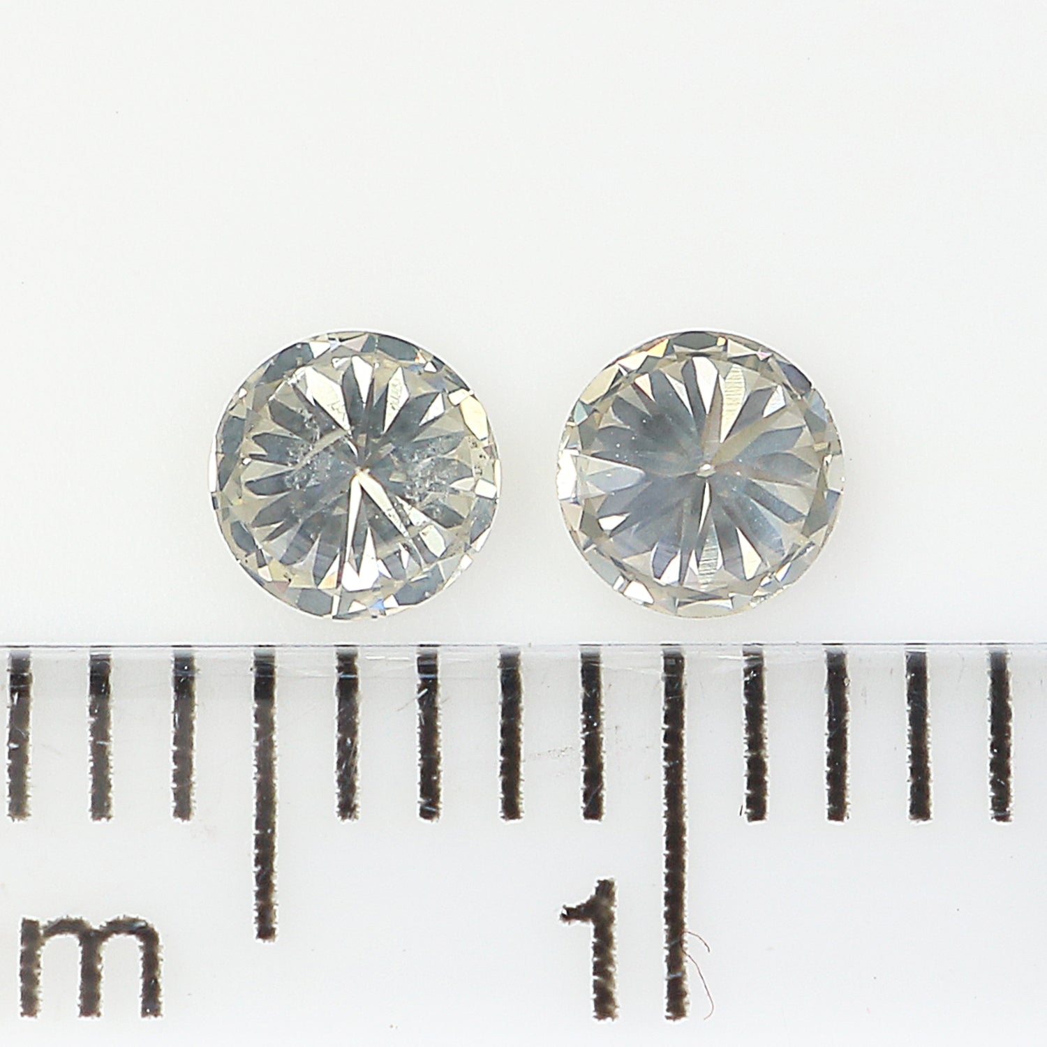 0.34 Ct Natural Loose Round Cut Pair Diamond White - H Color Round Cut Diamond 3.50 MM Natural Diamond Round Brilliant Cut Diamond LQ2190