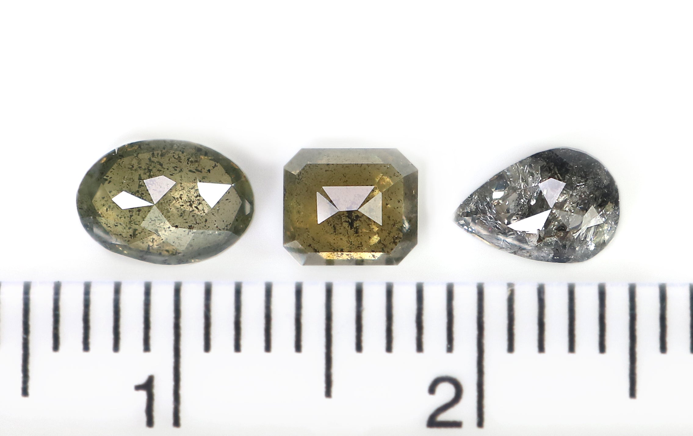 1.25 Ct Natural Loose Mix Shape Diamond Black Color Mix Shape Diamond 4.40 MM Natural Green Color Diamond Mix Shape Rose Cut Diamond L005