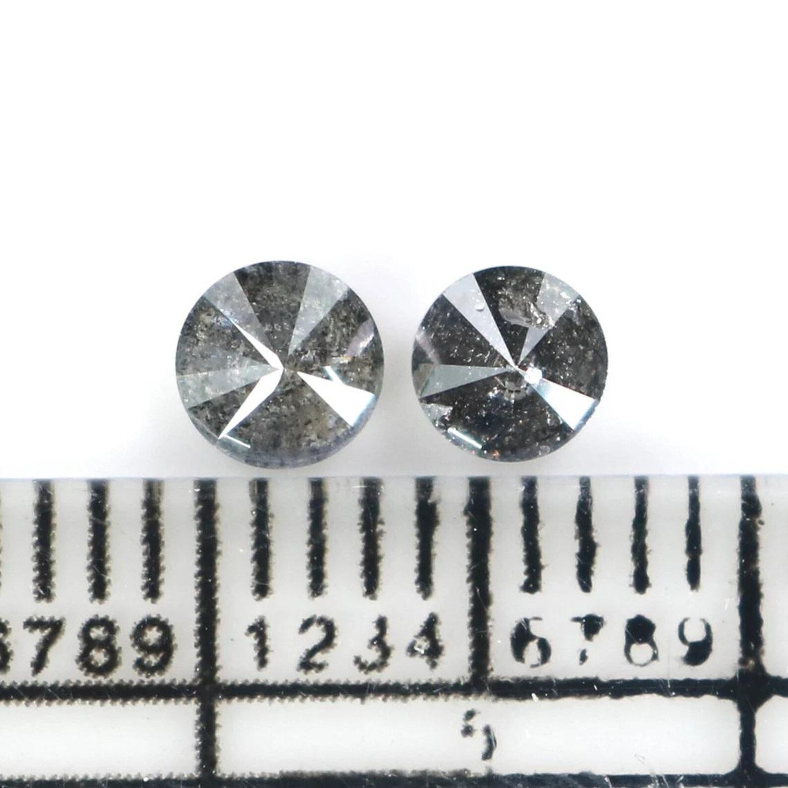 0.42 Ct Natural Loose Round Shape Pair Diamond Salt And Pepper Round Cut Diamond 3.85 MM Black Gray Color Round Brilliant Cut Diamond NQ2315