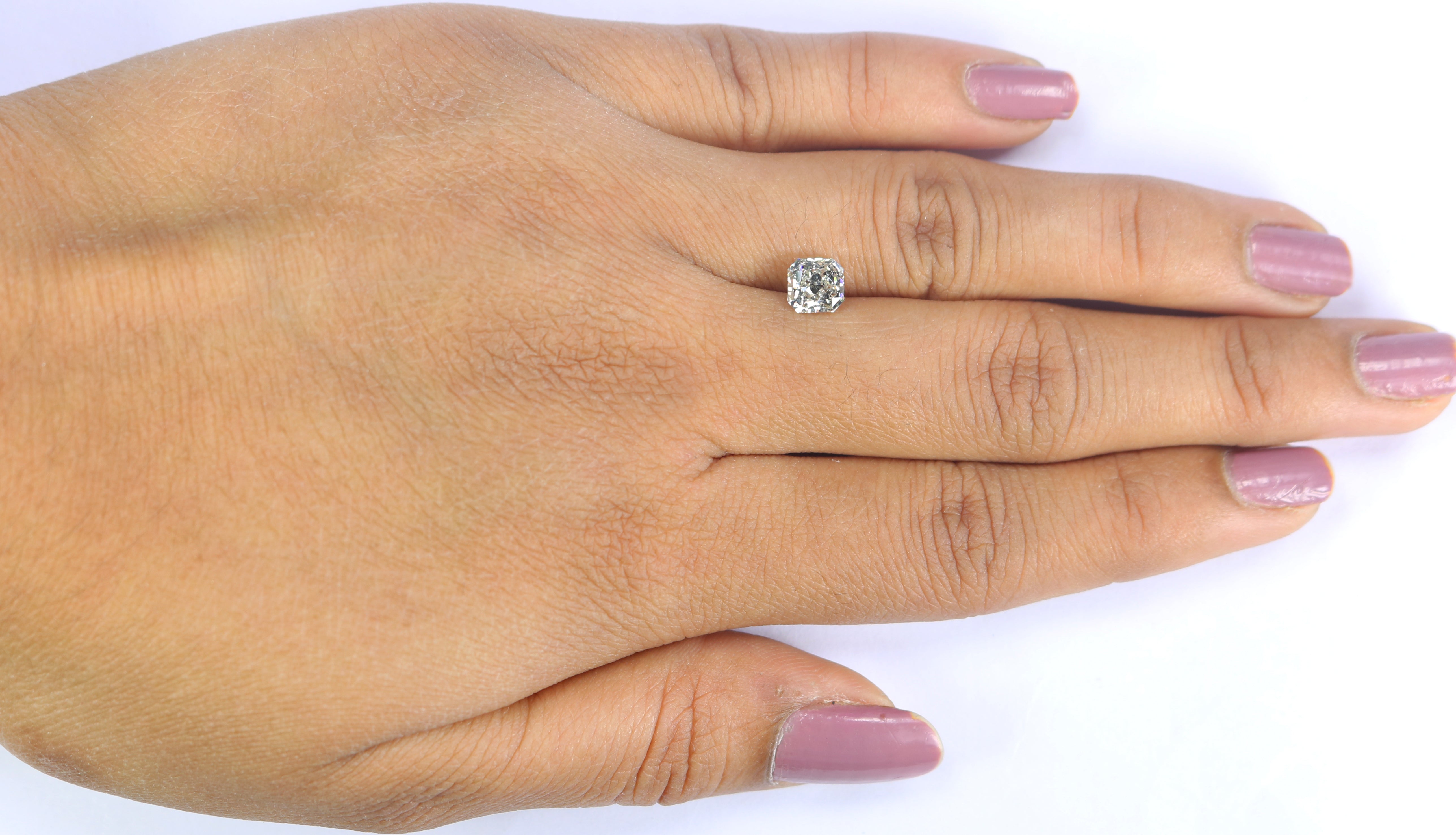 Natural Radiant White -G Diamond 1.03 CT Loose Brilliant Cut White -G Color Stone 5.60 MM Radiant Diamond For Custom Engagement Ring L3636
