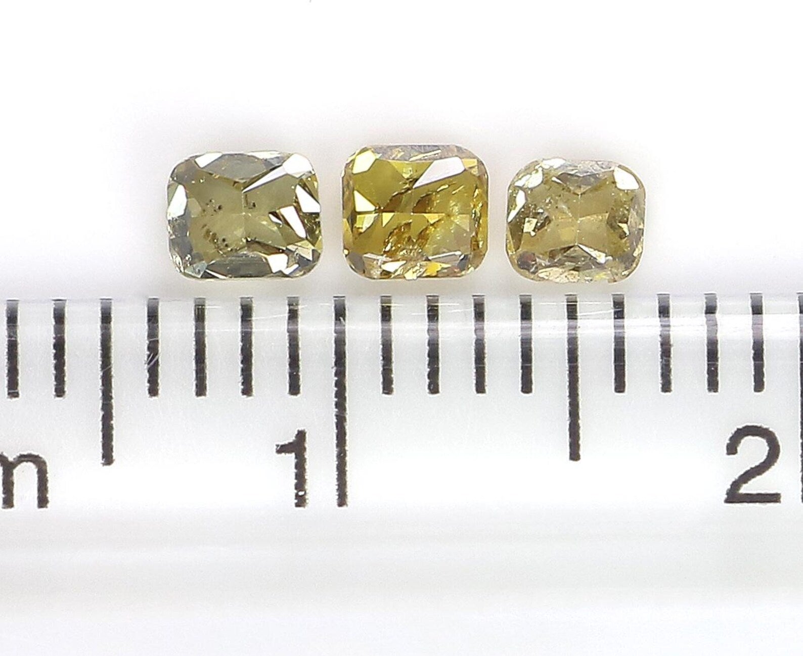 0.54 Ct Natural Loose Cushion Cut Diamond Yellow Color Cushion Cut Diamond 2.95 MM Natural Loose Green Cushion Brilliant Cut Diamond NQ1728