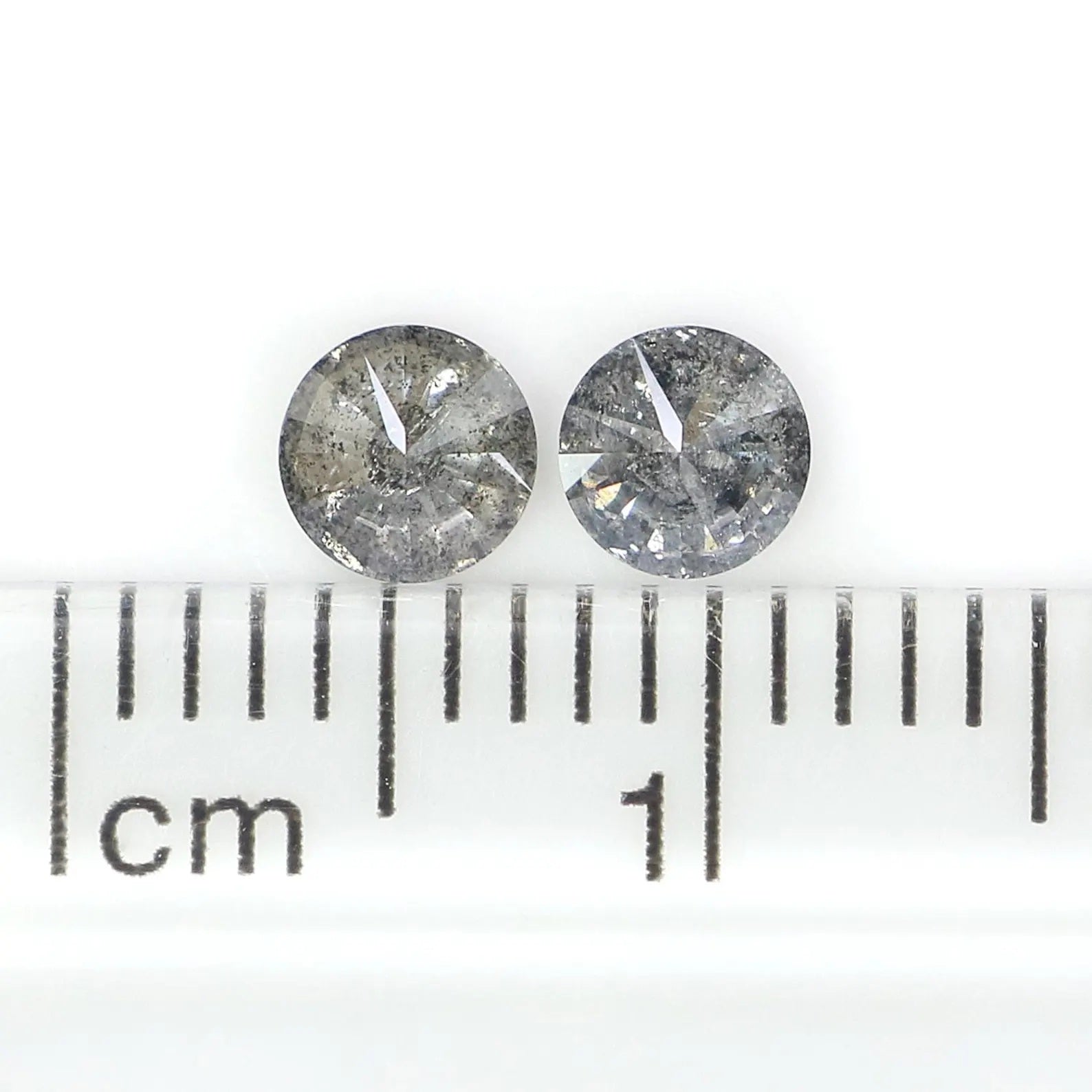 0.49 Ct Natural Loose Round Shape Pair Diamond Salt And Pepper Round Cut Diamond 4.00 MM Black Gray Color Round Brilliant Cut Diamond NQ2302