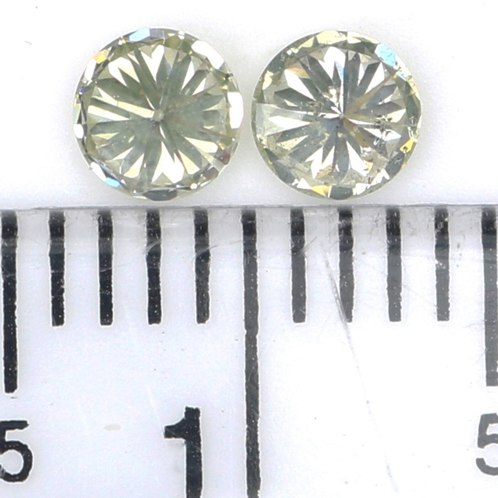 0.34 CT Natural Loose Round Brilliant Cut Pair Diamond White - I Color Round Diamond 3.50 MM Natural Loose White Round Pair Diamond KDN1863