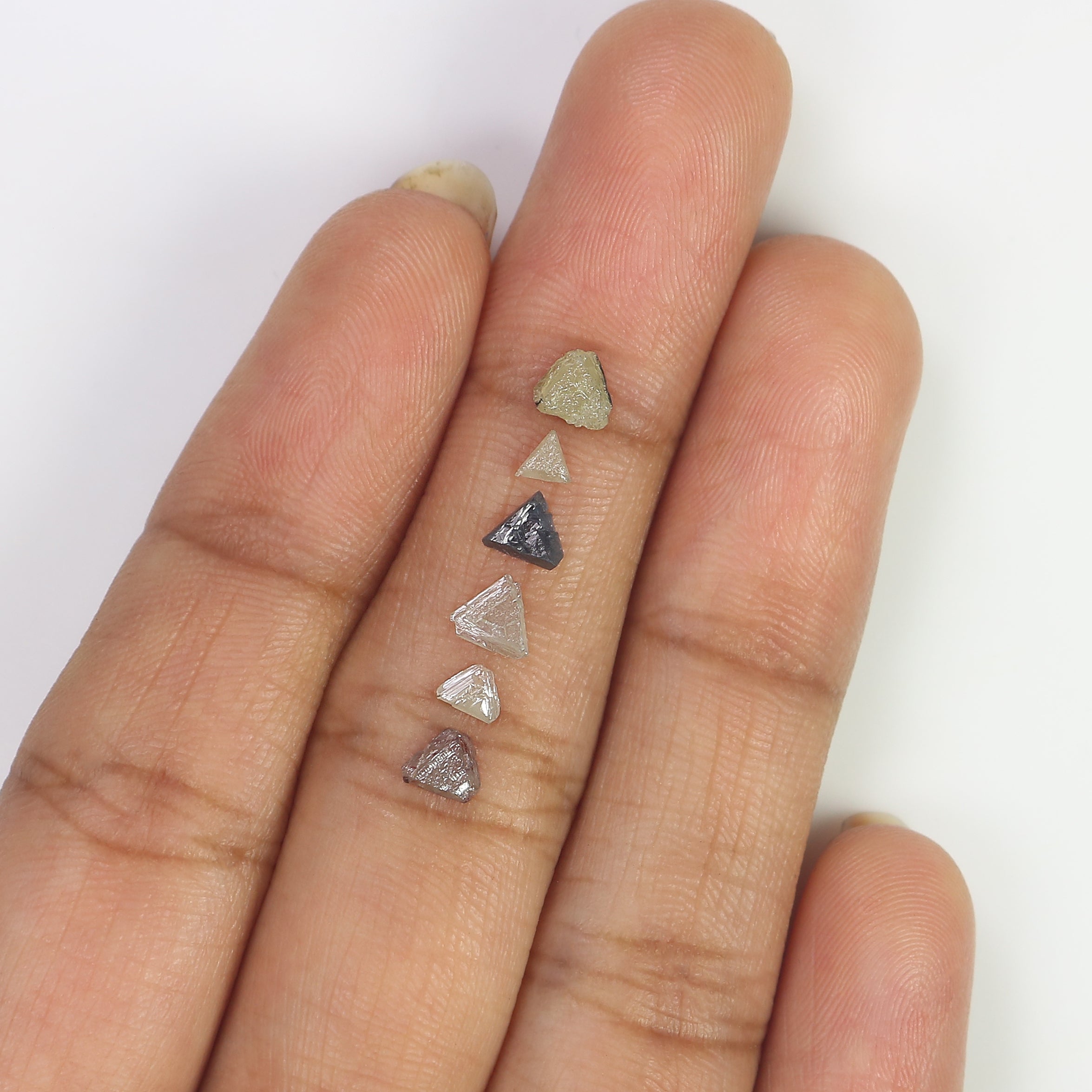 Natural Loose Rough Triangle Flat Uncut Industrial Diamond Mix Color Triangle Cut Diamond 5.00 Ct Lot Uncut Triangle Shape Diamond Q58