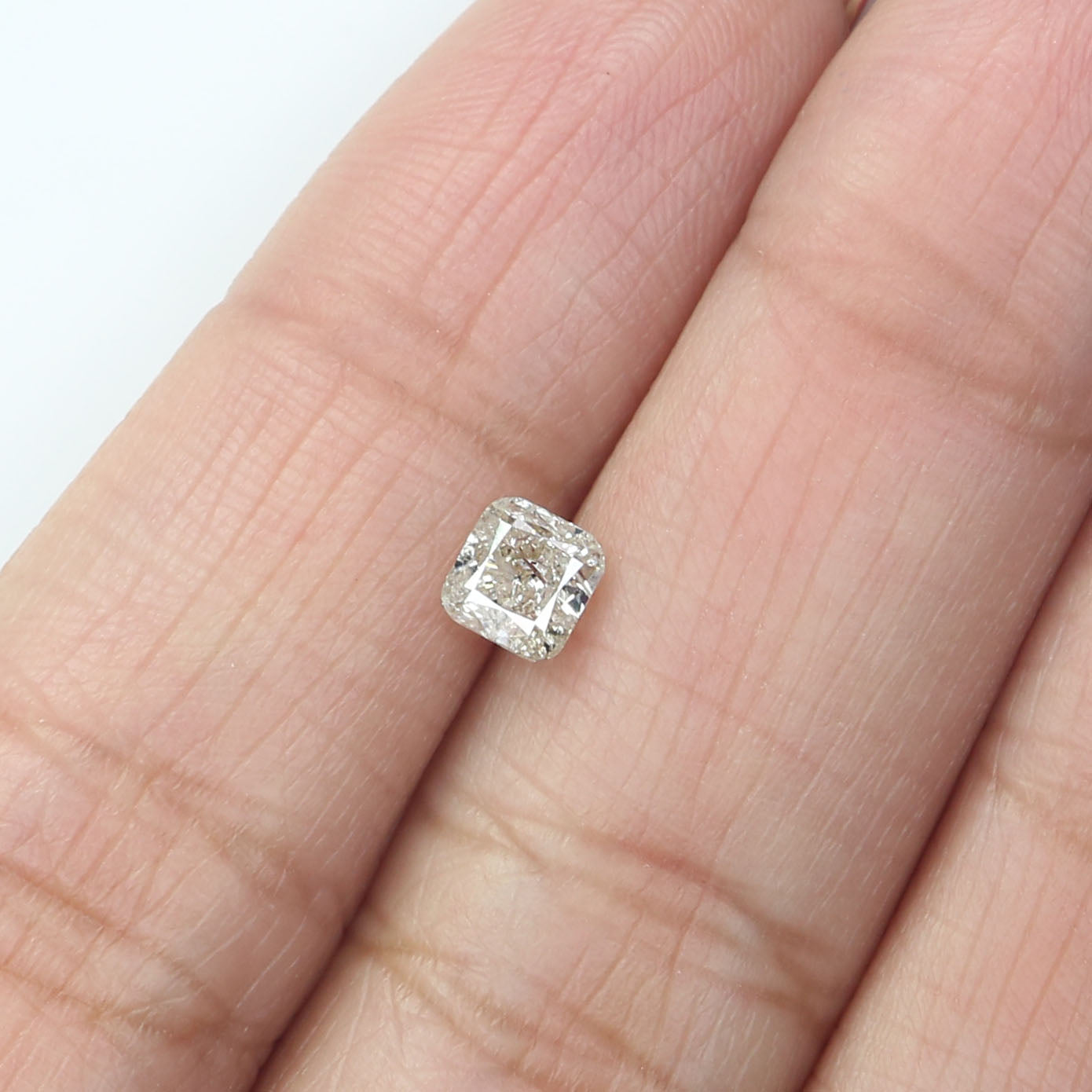 0.52 CT Natural Loose Cushion Shape Diamond White - H Color Cushion Cut Diamond 4.50 MM Natural Loose Cushion Brilliant Cut Diamond KQ1809