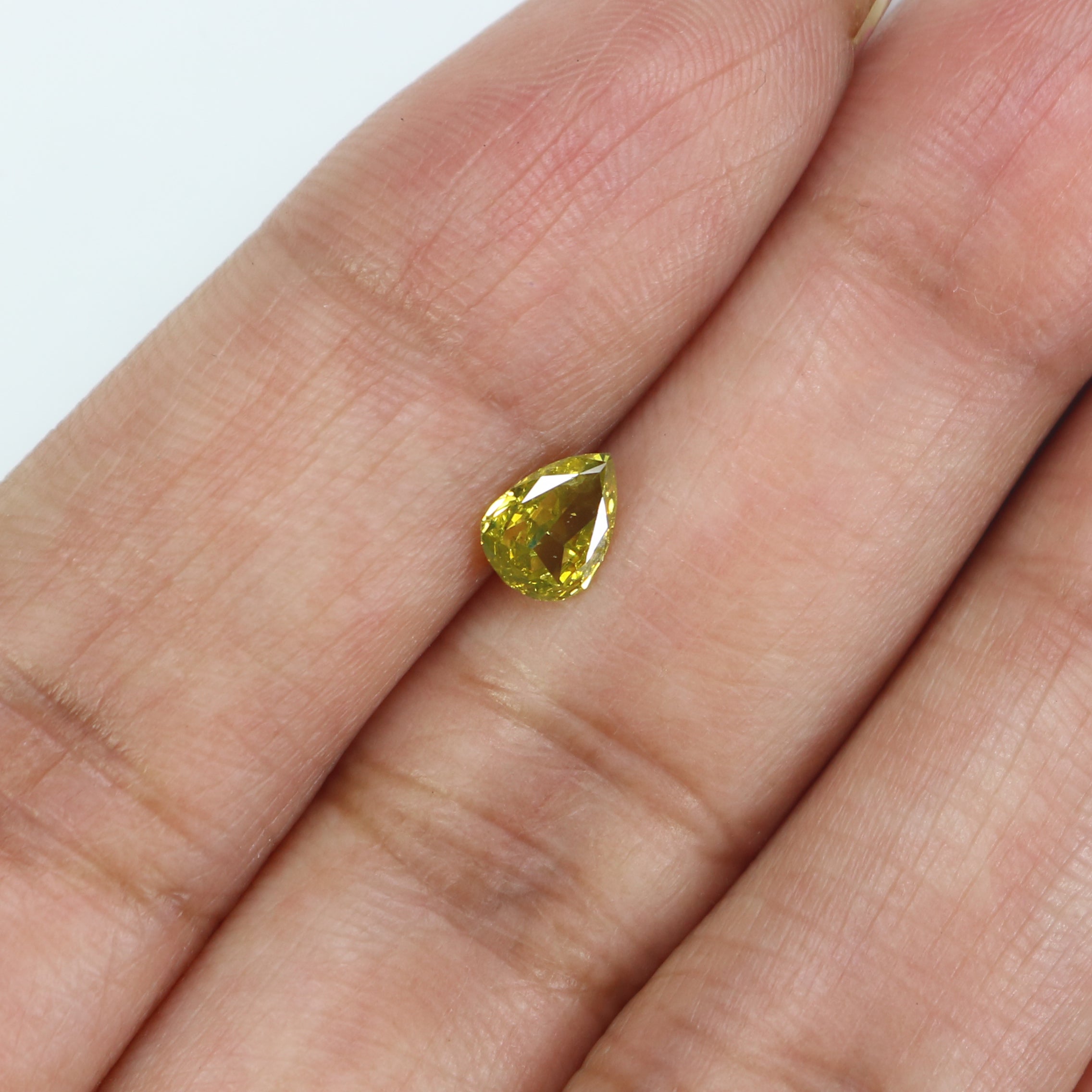 0.40 CT Natural Loose Pear Shape Diamond Yellow Color Pear Cut Diamond 5.85 MM Natural Loose Green Diamond Pear Brilliant Cut Diamond LQ6514