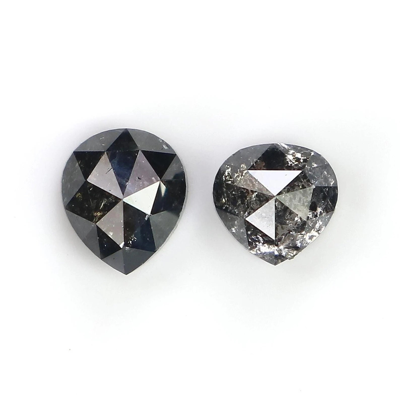 0.67 CT Natural Loose Heart Cut Pair Diamond Salt And Pepper Pear Shape Diamond 3.85 MM Black Grey Color Heart Rose Cut Diamond NQ1855