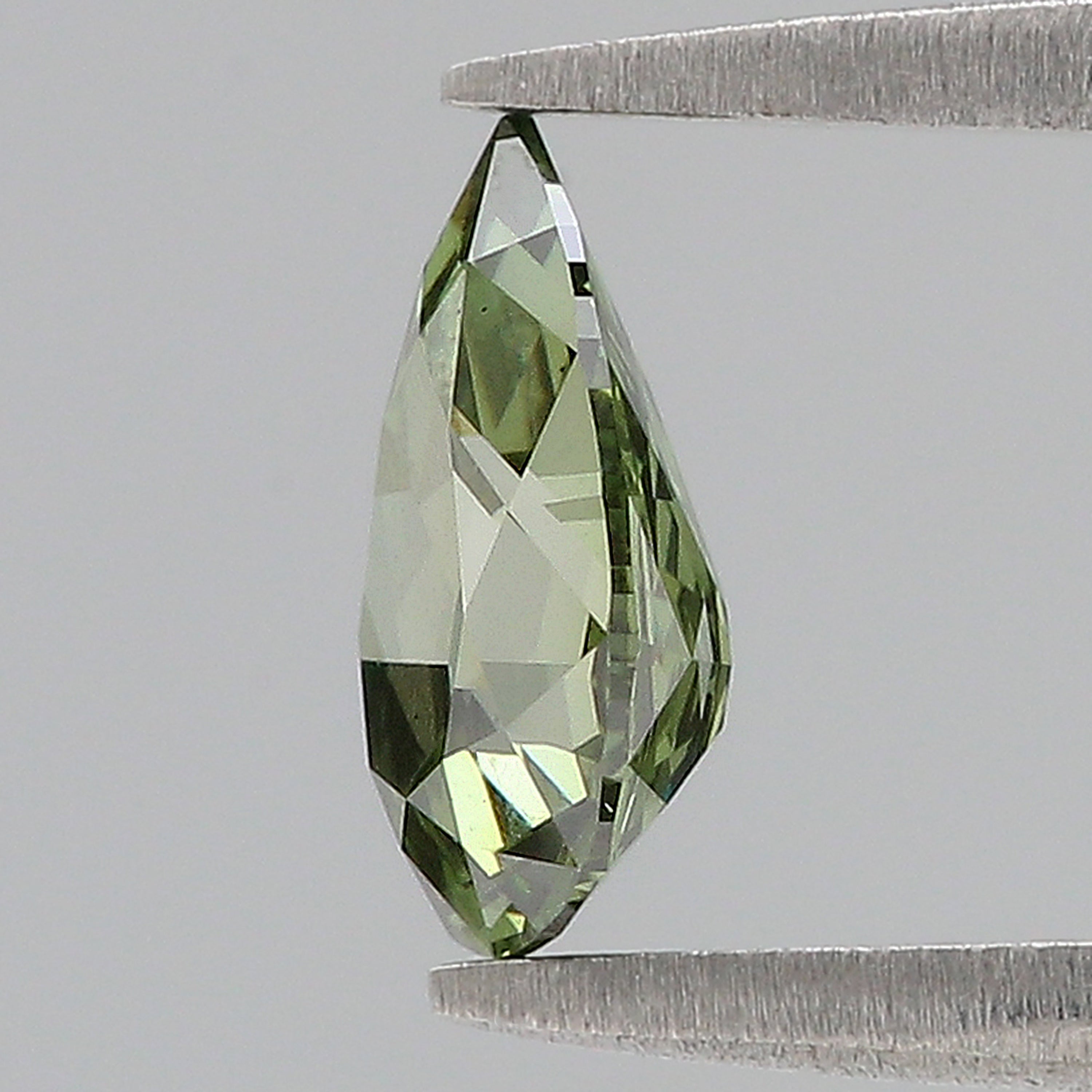 1.00 CT IGI Certified Pear Old European Cut Diamond Fancy Vivid Green Color VS1 Clarity Lab Grown Diamond Lab Created Lab Diamond L3676