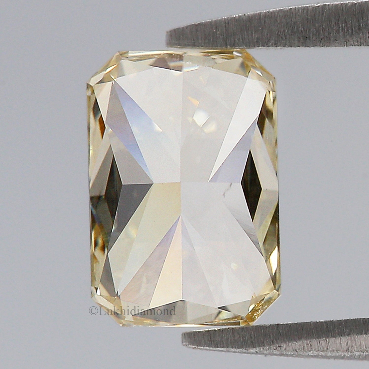 1.54 CT IGI Certified Radiant Brilliant Cut Fancy Intense Yellow Color VS1 Clarity Diamond Lab Grown CVD Diamond Lab Created Diamond L3453