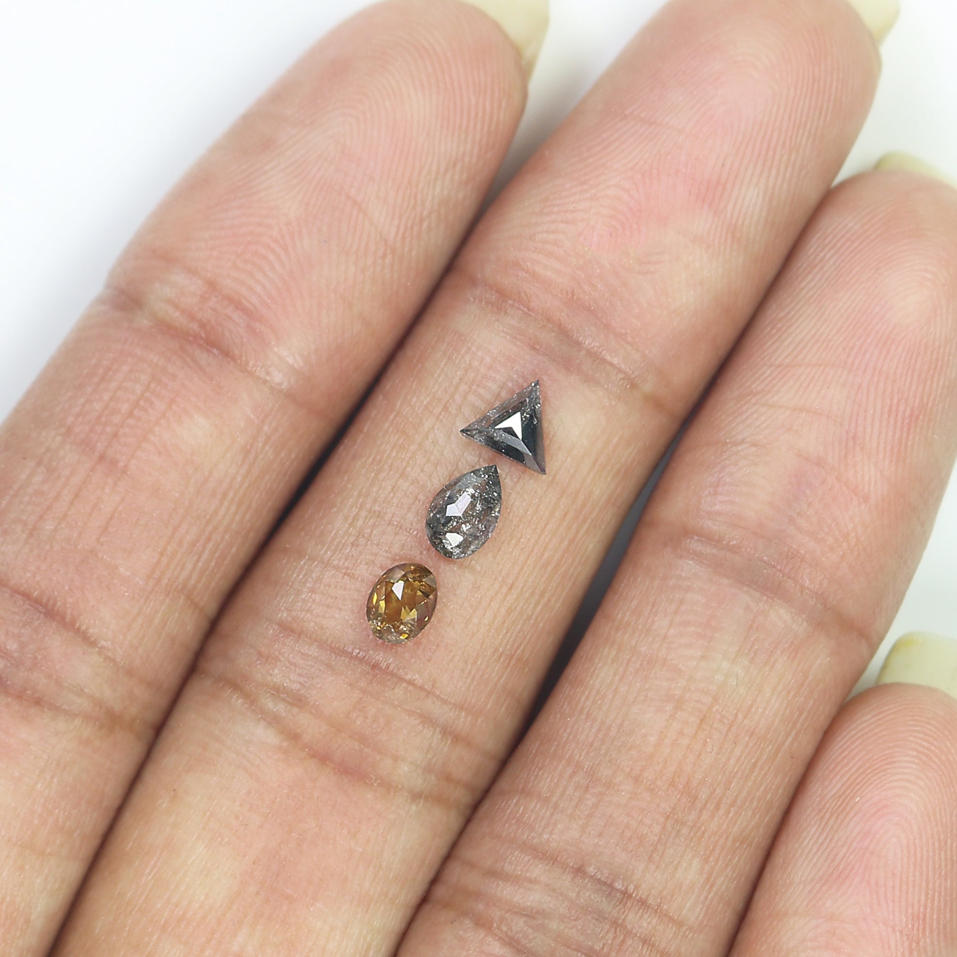 0.71 CT Natural Loose Mix Shape Diamond Salt And Pepper Mix Shape Diamond 4.25 MM Black Grey Color Mix Shape Shape Rose Cut Diamond QL1186