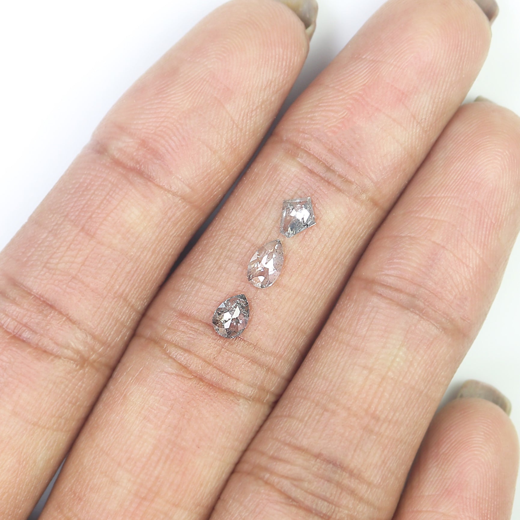Natural Loose Mix Shape Salt And Pepper Diamond Black Grey Color 0.61 CT 4.65 MM Mix Shape Shape Rose Cut Diamond KDL1972