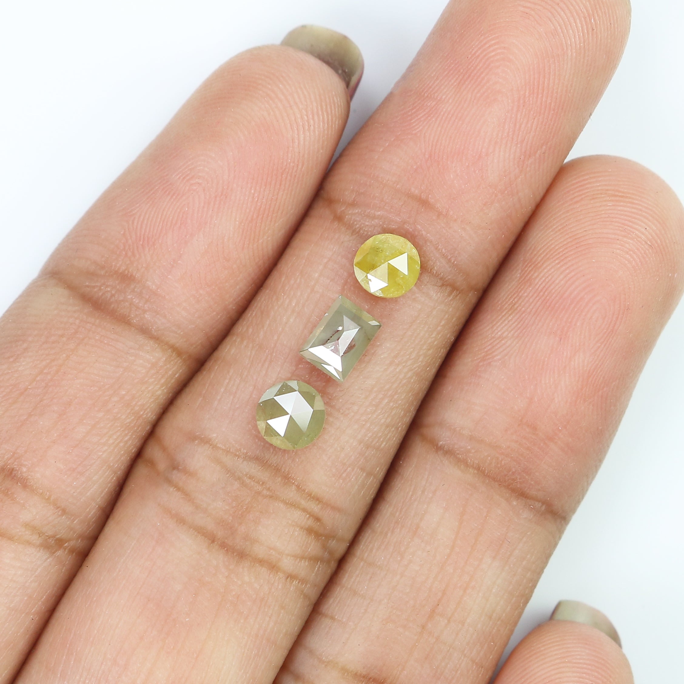 1.10 Ct Natural Loose Mix Shape Diamond Grey Color Mix Shape Diamond 4.85 MM Natural Diamond Yellow Color Mix Shape Rose Cut Diamond LQ3049