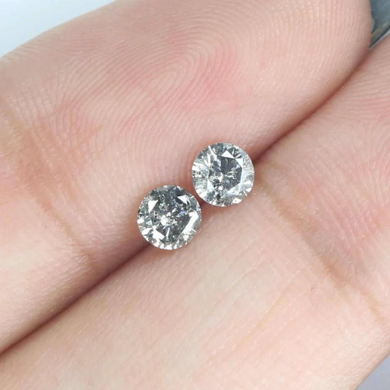 0.40 CT Natural Loose Round Shape Pair Diamond Salt And Pepper Round Cut Diamond 3.70 MM Black Gray Color Round Brilliant Cut Diamond QN301