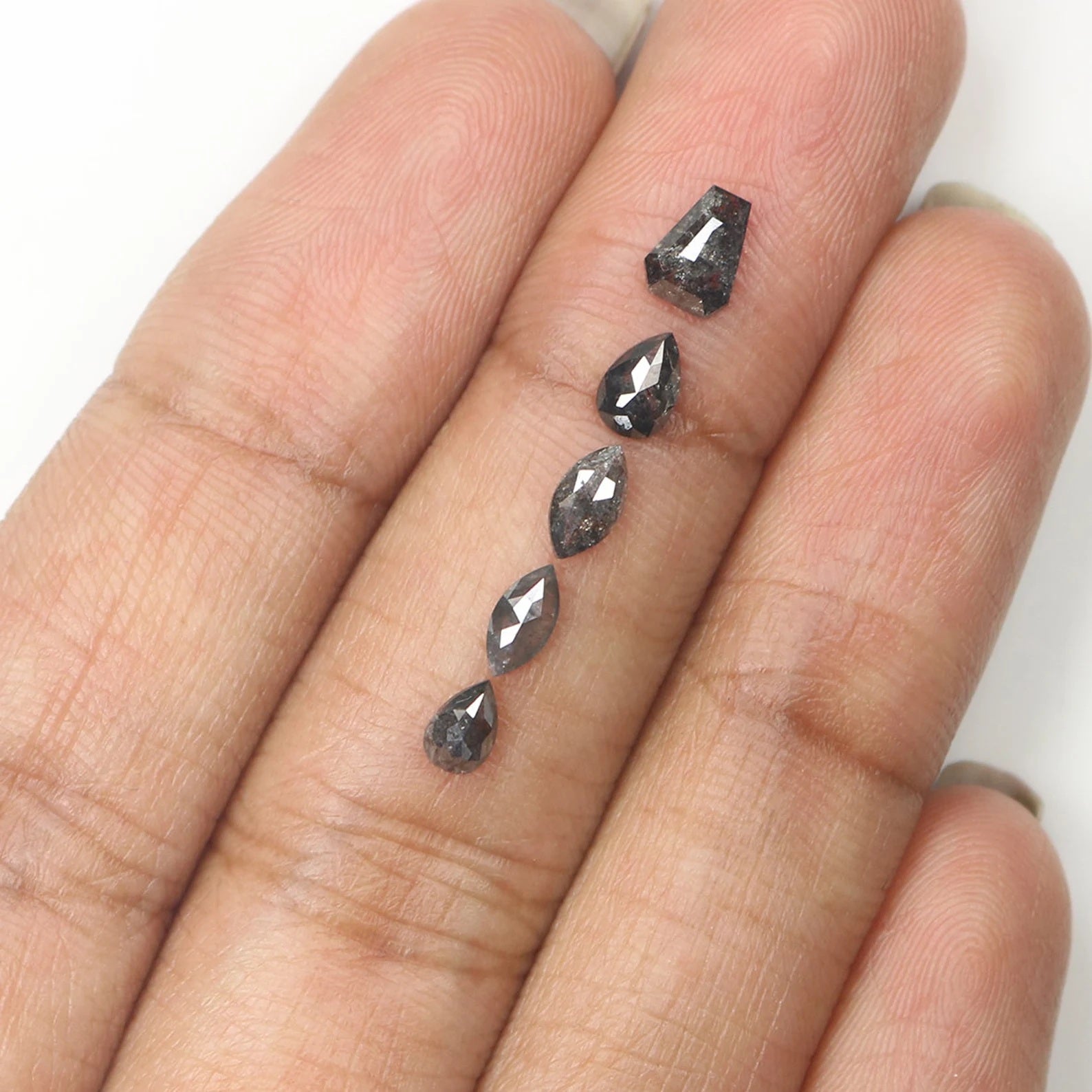 Natural Loose Mix Shape Salt And Pepper Diamond Black Grey Color 1.17 CT 4.35 MM Mix Shape Rose Cut Diamond KDN1804