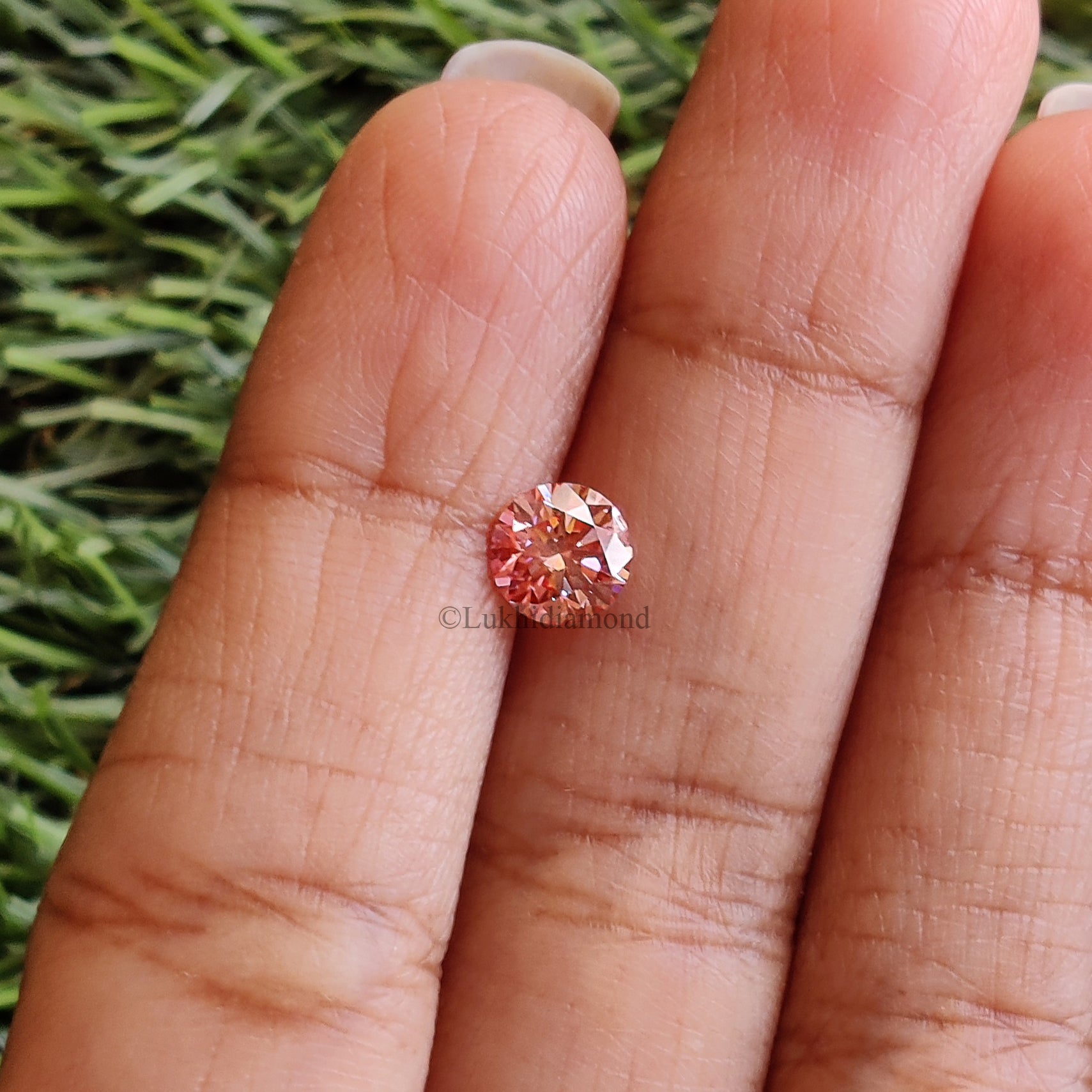 0.91 CT IGI Certified Round Brilliant Cut Fancy Intense Pink Color VS2 Clarity Diamond Lab Grown Diamond Lab Created Round CVD Diamond L3308