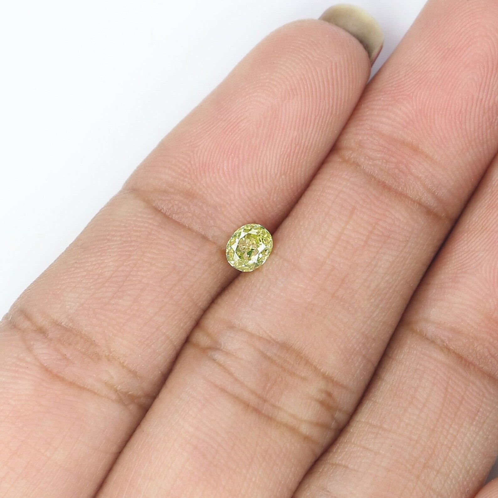 0.26 CT Natural Loose Oval Shape Diamond Greenish Yellow Color Oval Diamond 4.30 MM Natural Loose Diamond Oval Brilliant Cut Diamond NQ9808