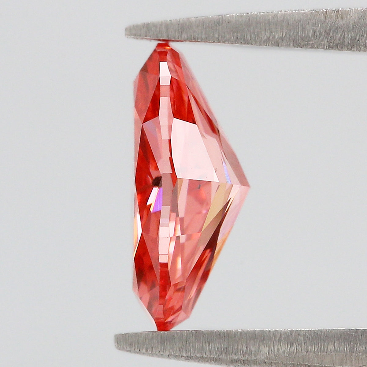 2.01 CT Lab Grown Oval Brilliant Cut Diamond Pink Color Diamond SI1 Clarity Diamond Lab Grown Diamond Lab Created Oval CVD Diamond L3695