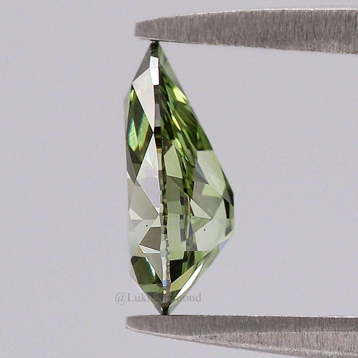 0.97 CT IGI Certified Pear Old European Cut Diamond Fancy Vivid Green Color VS1 Clarity Lab Grown Diamond Lab Created Lab Diamond L3662