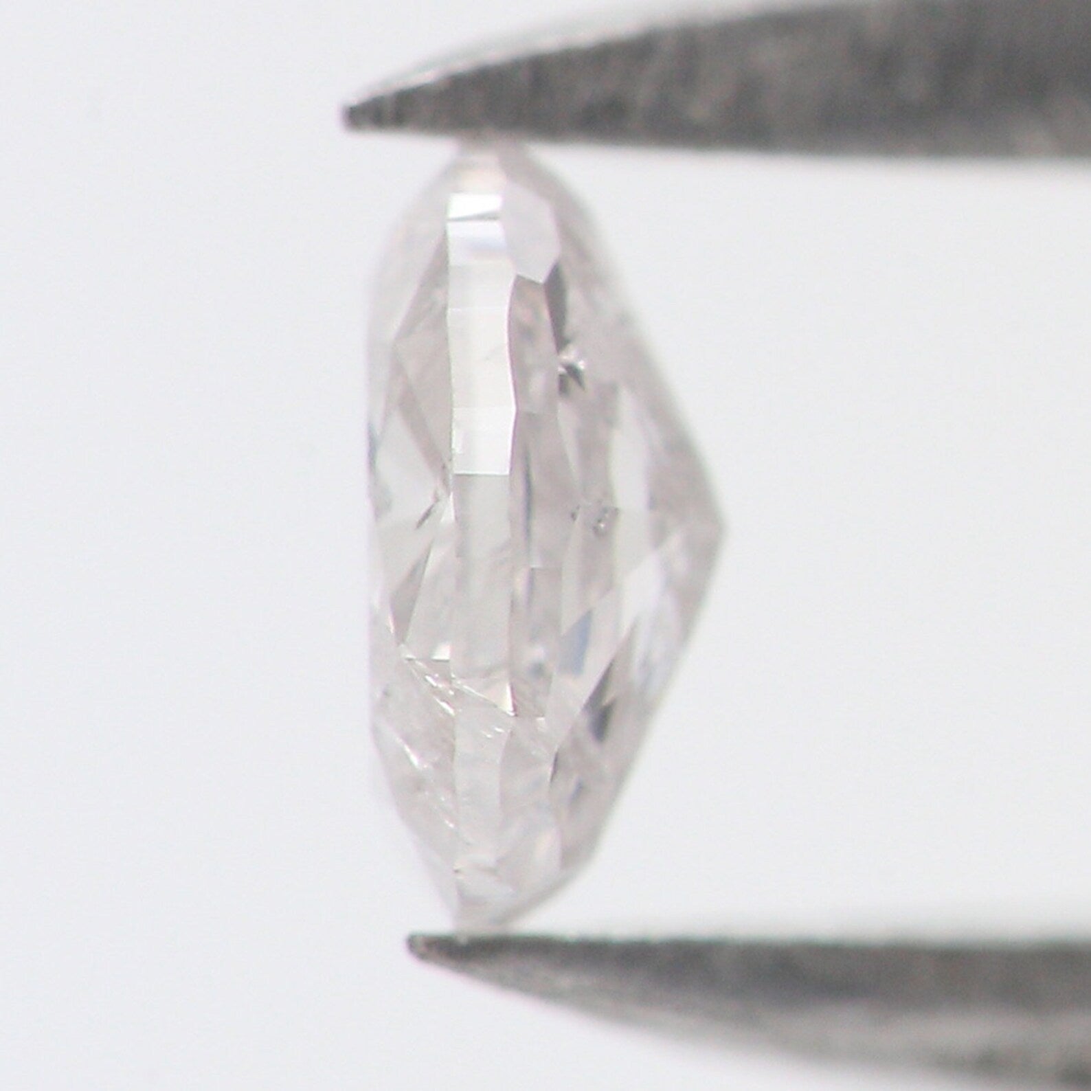 0.18 CT Natural Loose Oval Cut Diamond Light Pink Color Oval Diamond 4.00 MM Natural Loose Diamond Oval Shape Brilliant Cut Diamond N7728