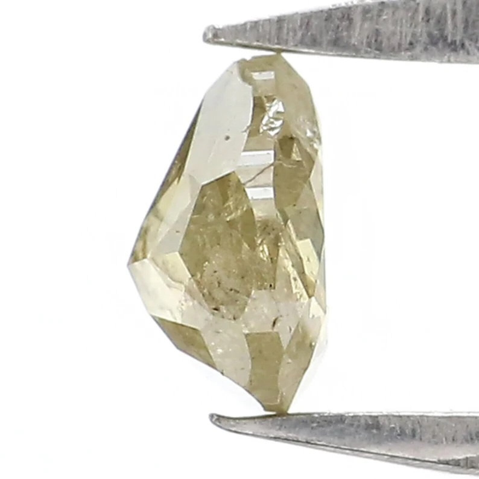 0.39 CT Natural Loose Pear Shape Diamond Green Color Pear Cut Diamond 4.35 MM Natural Diamond Green Color Pear Brilliant Cut Diamond NQ7611