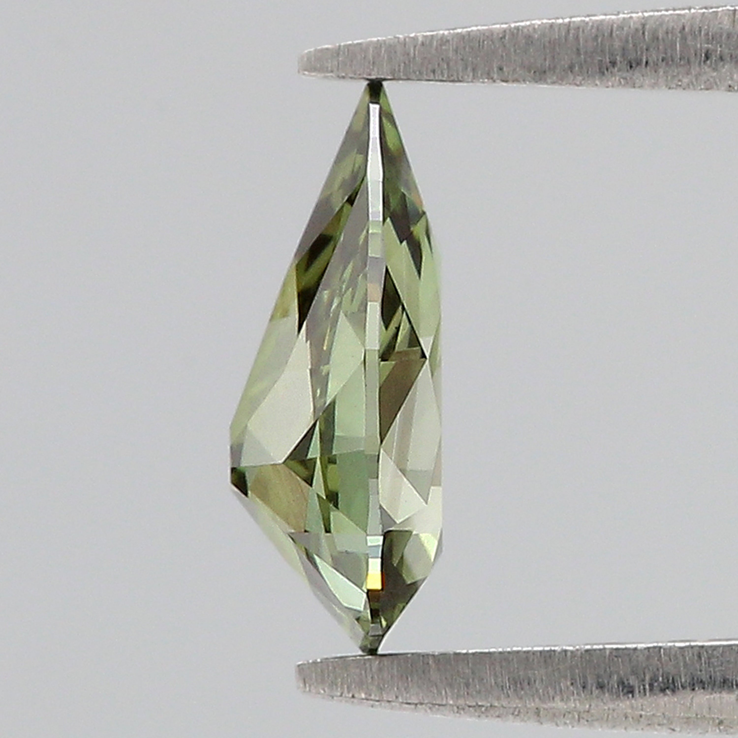 1.10 CT IGI Certified Pear Old European Cut Diamond Fancy Vivid Green Color VS2 Clarity Lab Grown Diamond Lab Created Lab Diamond L3675