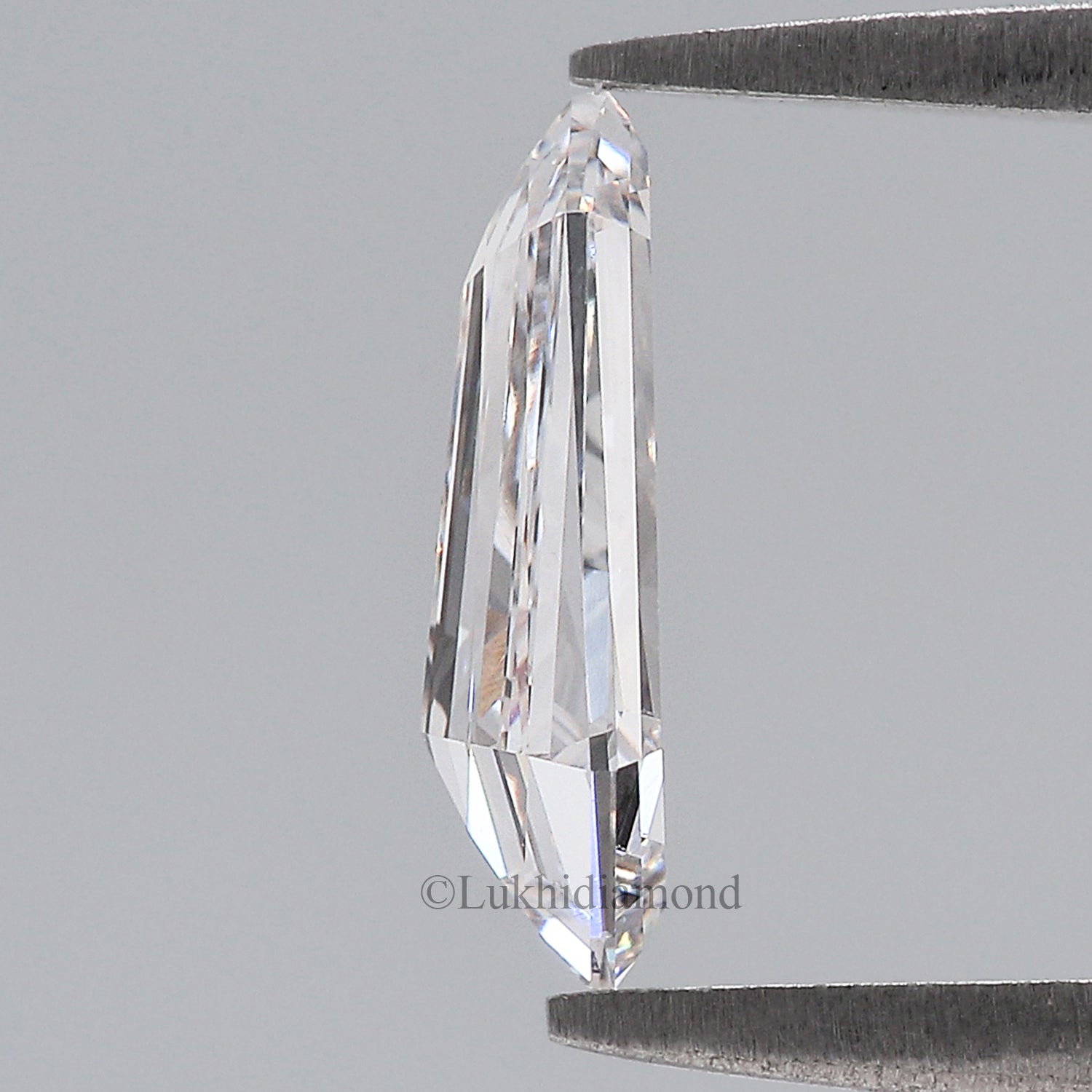 1.00 CT IGI Certified Shield Brilliant Cut Diamond White -F Color VS1 Clarity Lab Grown Diamond Lab Created Diamond Shield Diamond L3322