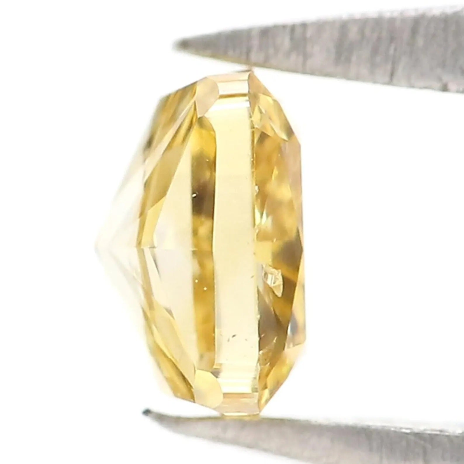 0.34 CT Natural Loose Cushion Shape Diamond Orange Color Cushion Diamond 4.00 MM Natural Yellow Color Cushion Brilliant Cut Diamond NQ9805